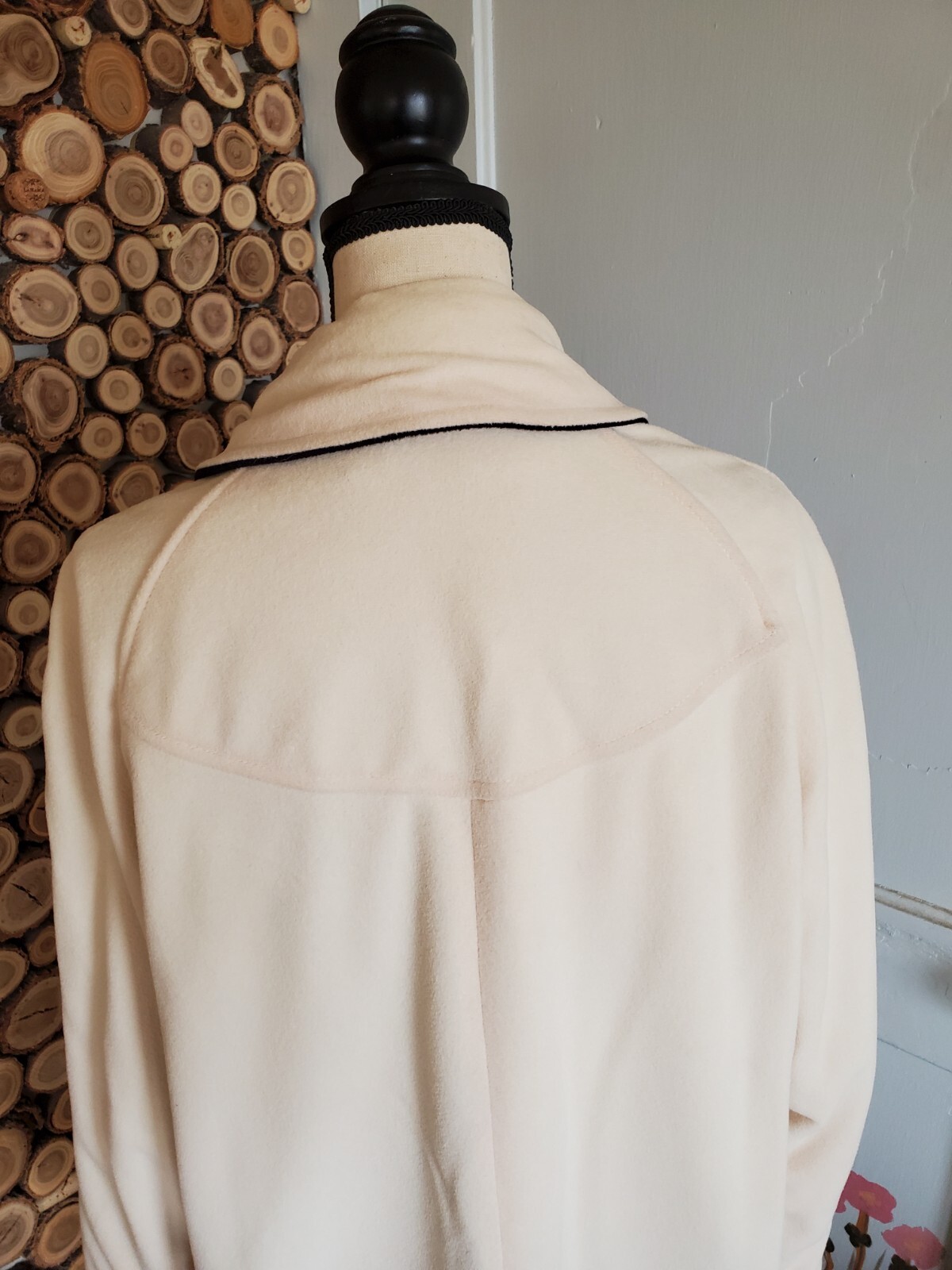 Vintage Lambert’s Enid OK Wellington Fashions Kashmiracle Cream & Black Coat XL
