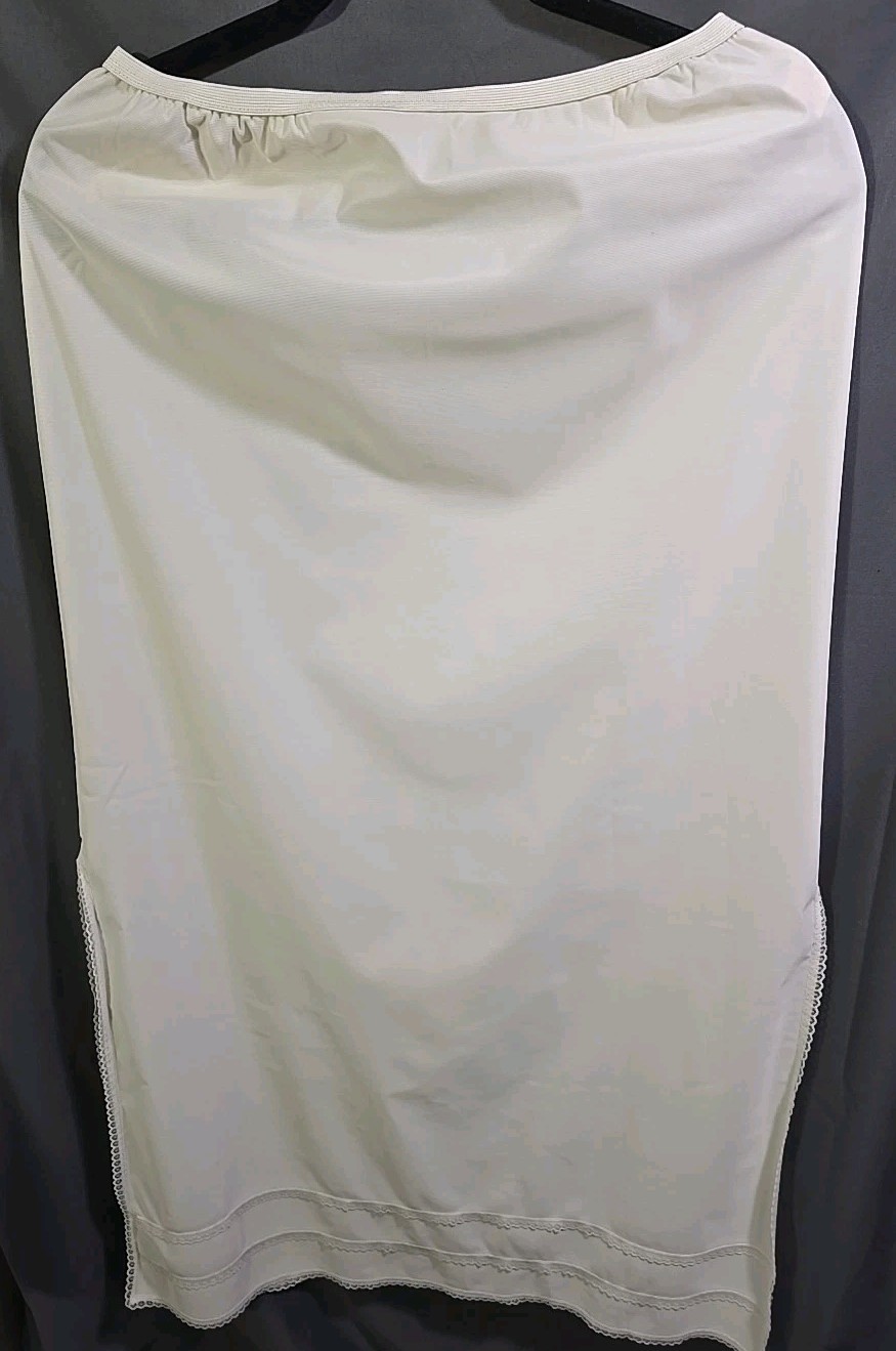 Taffeta Half Slip Vintage Sears Dual Slit Lace Trim White Waist 30″-32″ L 38″