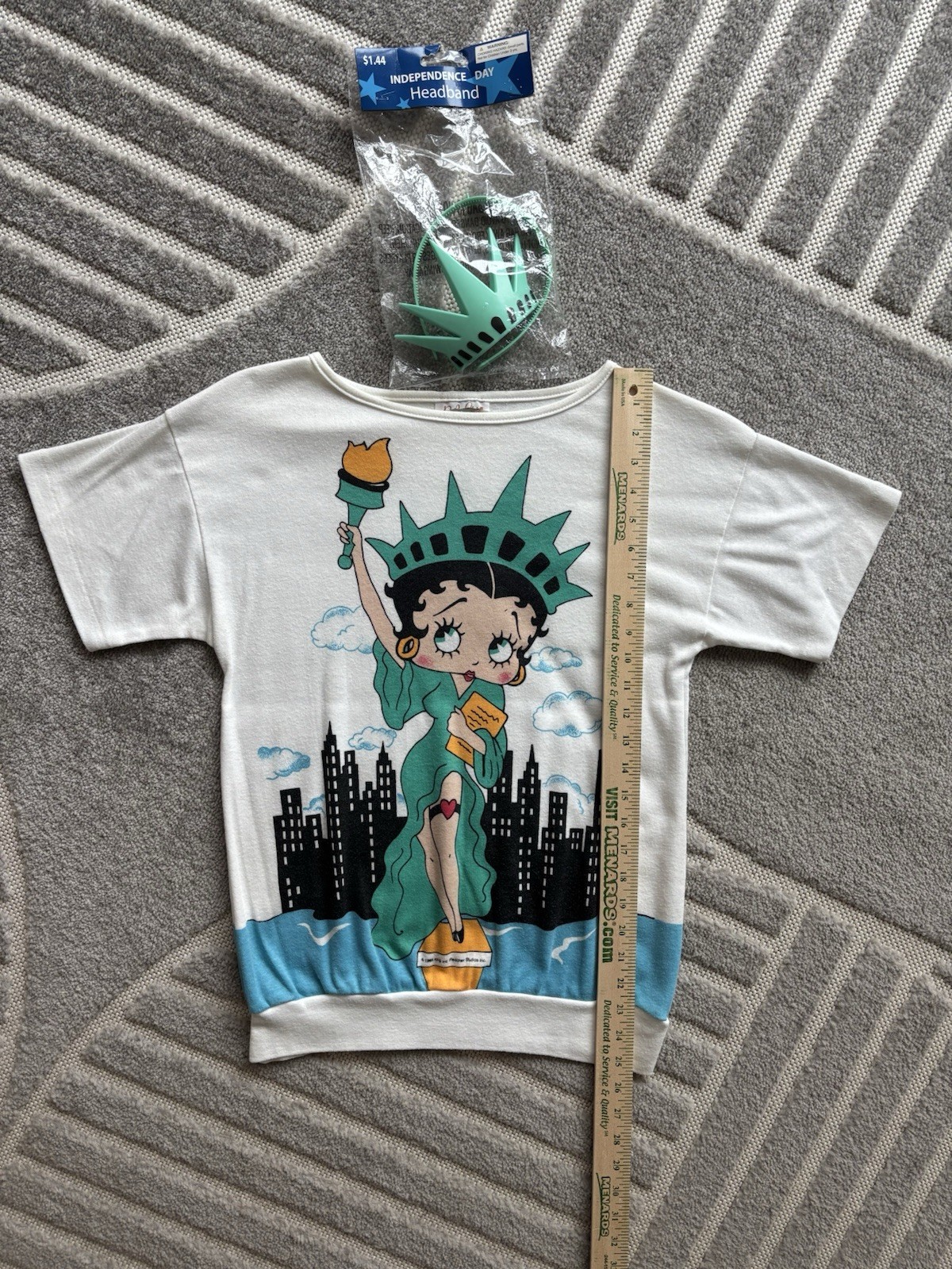 Single Stitch Betty Boop Statue of Liberty Vintage 1985 With Crown Women’s M