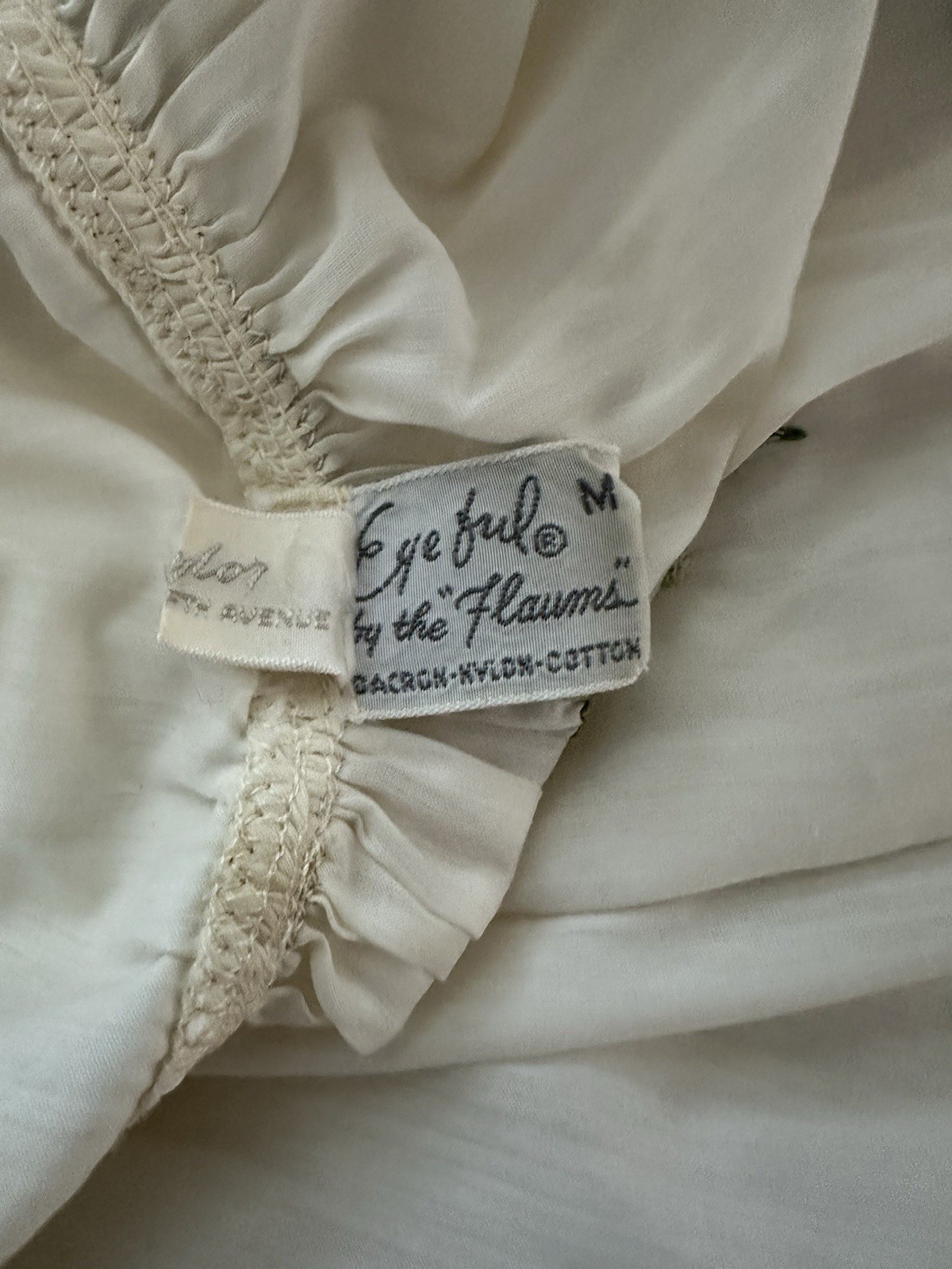 Eyes Ful by the Flaums Embroider Nightgown Ivory