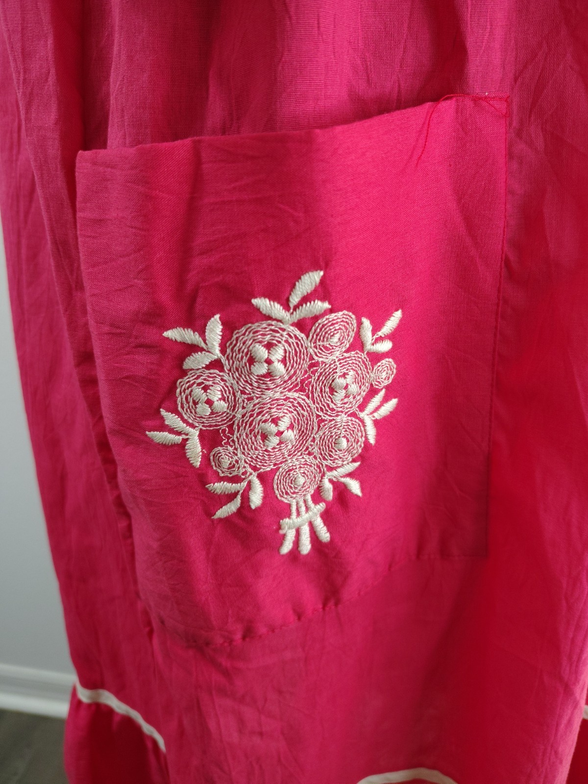 Vtg Carriage Court Pink House Dress Muumuu Lounger M NWT Embroidered Grannycore