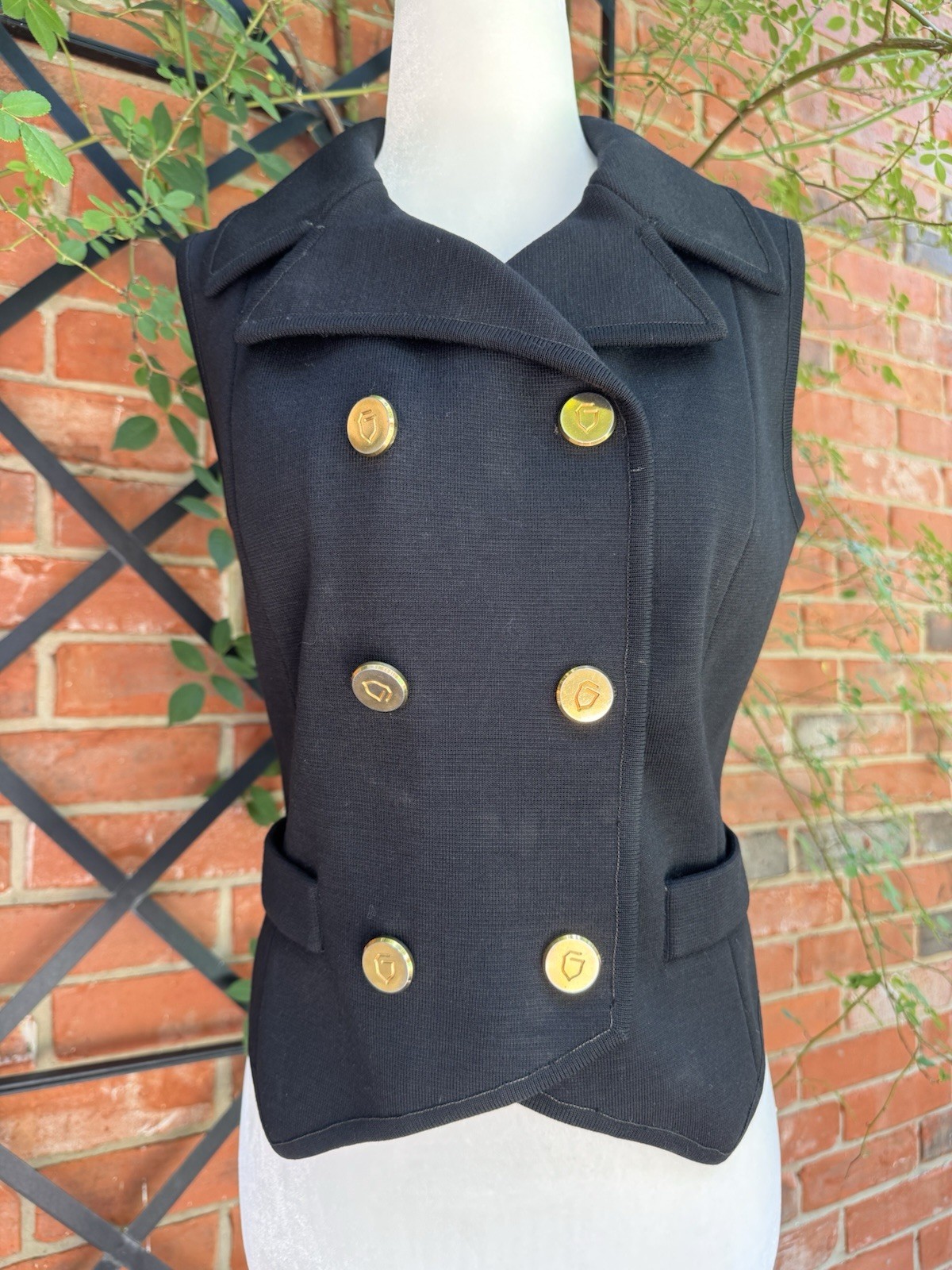 Vintage 1960s La Garçonne Style Italian Wool Black Vest By Gentucca Size XS
