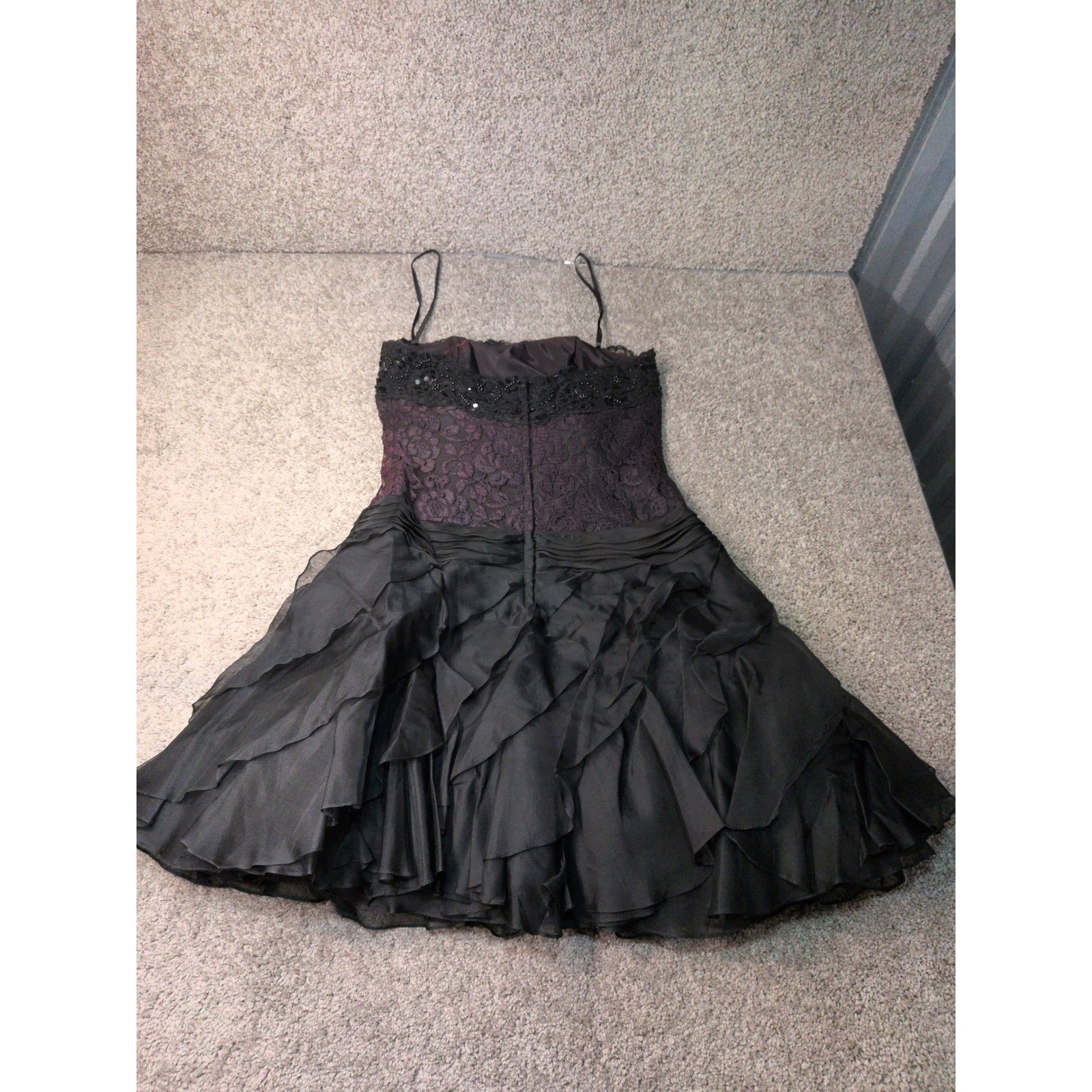 Tadashi Shoji Vintage 100% Silk Lace Sequin Tiered Ruffle Dress Black Plum 10P