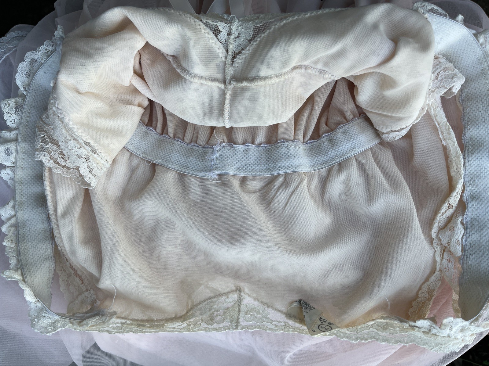 Vintage 50s Aristocraft Superior Soft Pink Babydoll Nightgown w/Cream Lace 34