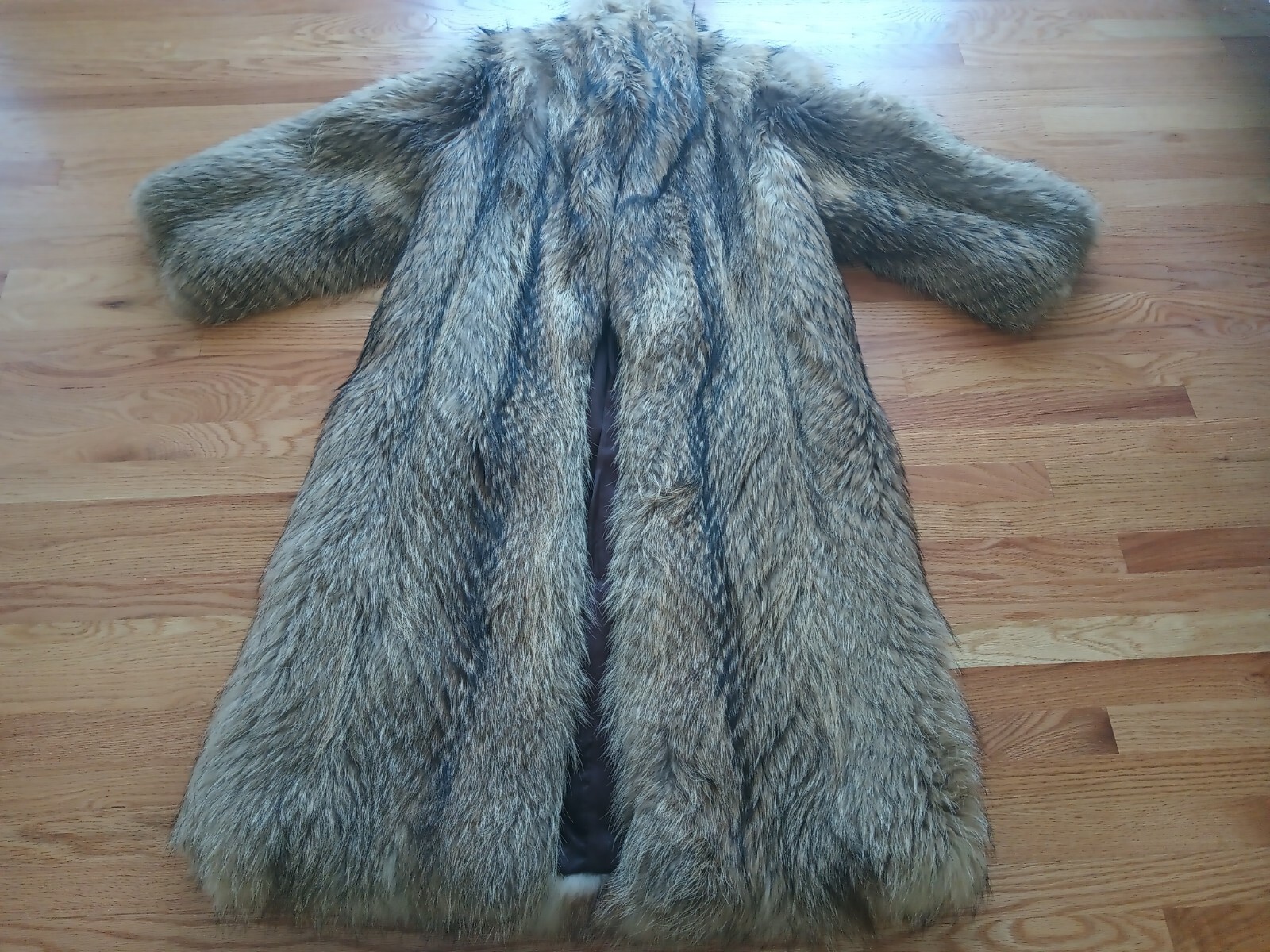 ADOLFO Bold Beauty Collared Feathered Finnish Raccoon Fur Coat Full Length Plus