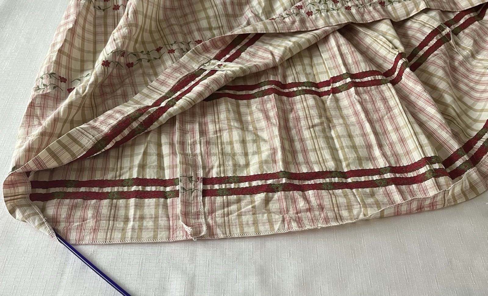 Vintage German skirt 100% Baumwolle Cotton Boho Rosebud Skirt, Lined, Side Zip