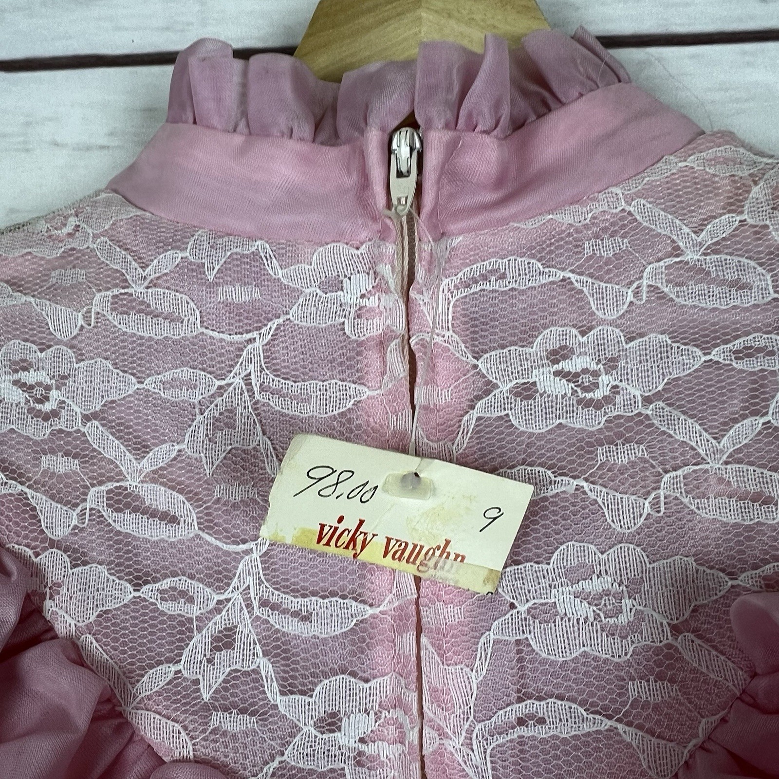 Vintage Vicky Vaughn Junior Dress Pink Size 9 ILGWU Union 70s 80s Small or XS