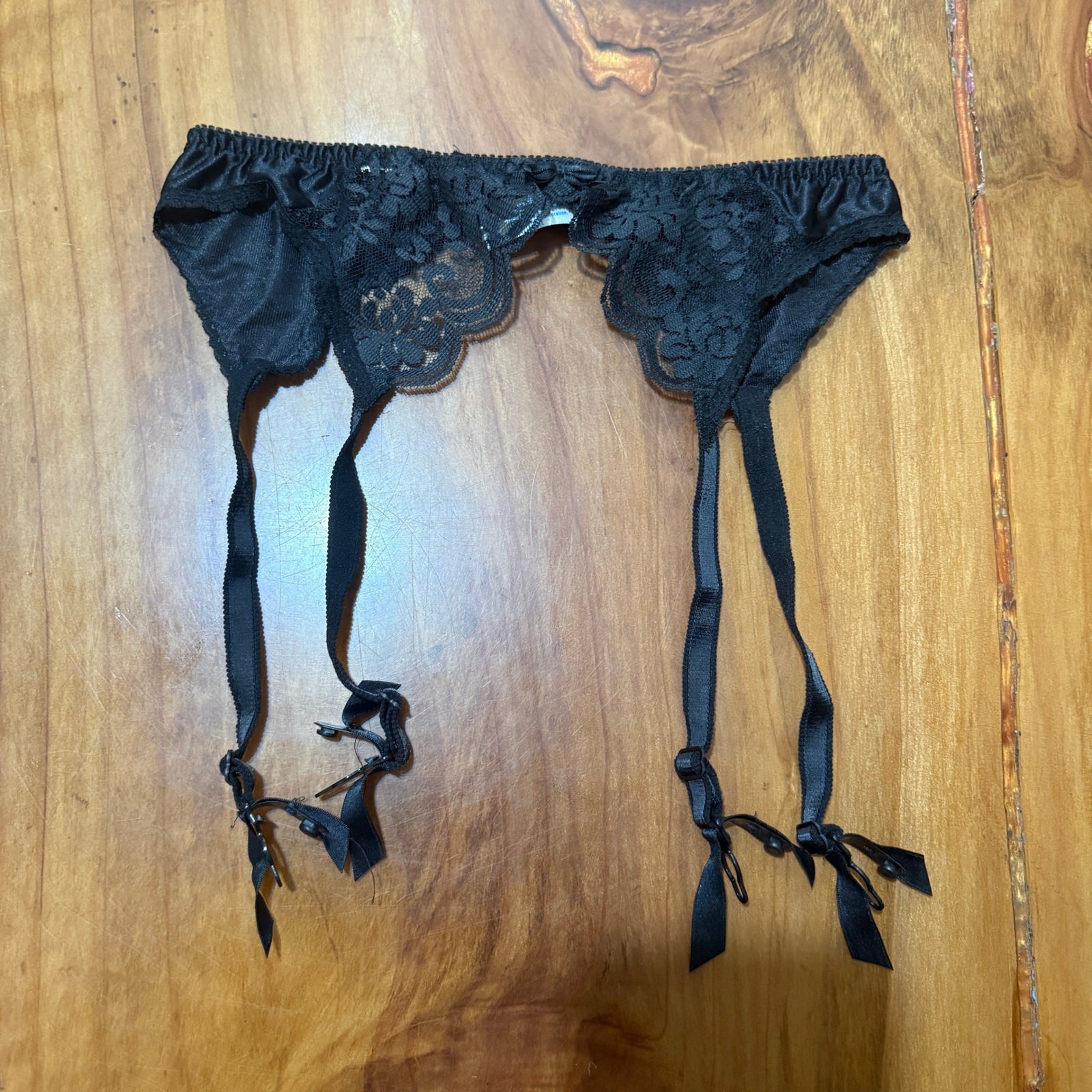 Vintage Chantilly Maidenform Garter Belt Lingerie M Sheer Floral Lace E4-23
