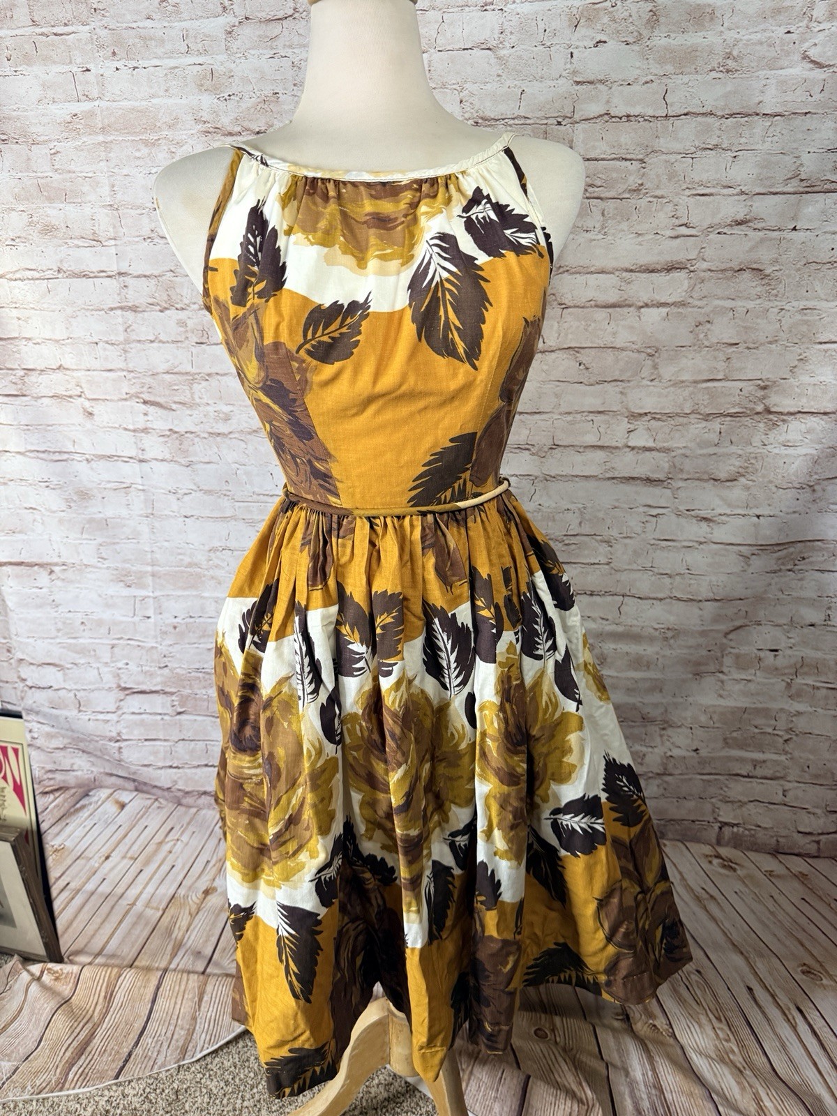 Vintage 50’s Pin Up Dress Tiki Rockabilly Sweep Floral Cole of California XS/ S