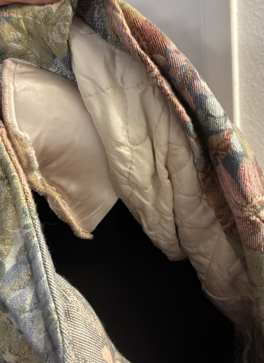 Vintage 1980 Quilted floral Patchwork coat Boho Grandma-Core M/L 48”/34” waist