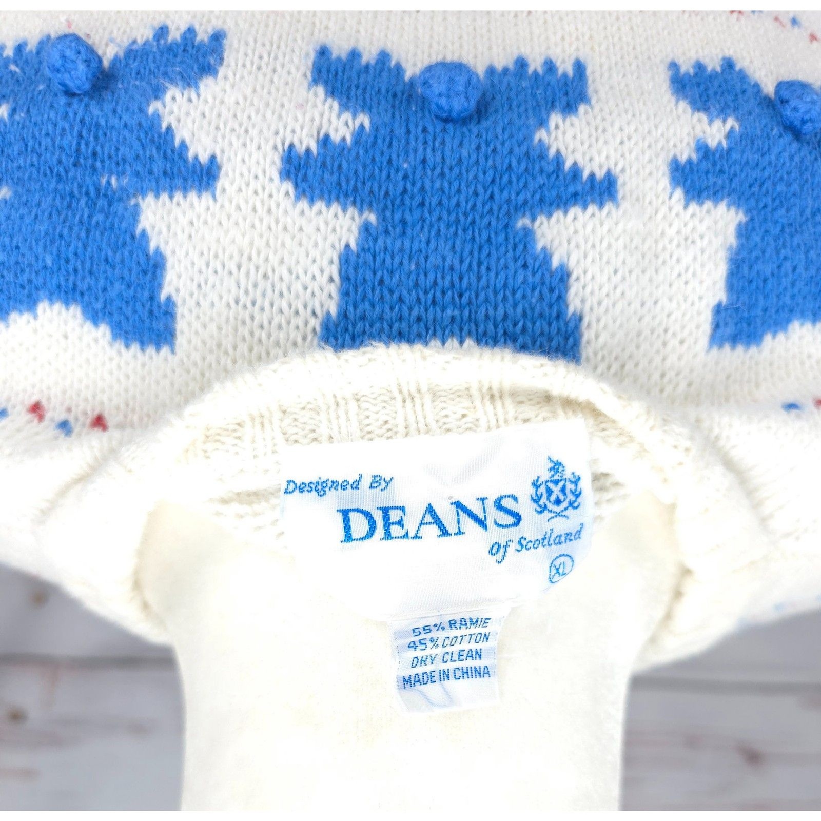 Vintage Dean’s of Scotland Women’s XL Multi-Color Teddy Bear Knit Sweater Jumper