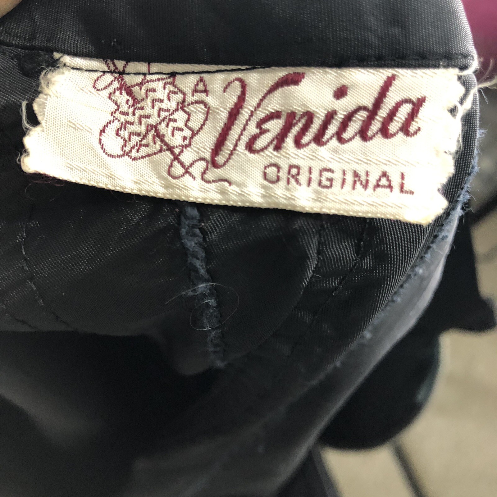 Vintage 1950 Rockabilly Verida Black Tafetta Full Circle Skirt 28” waist