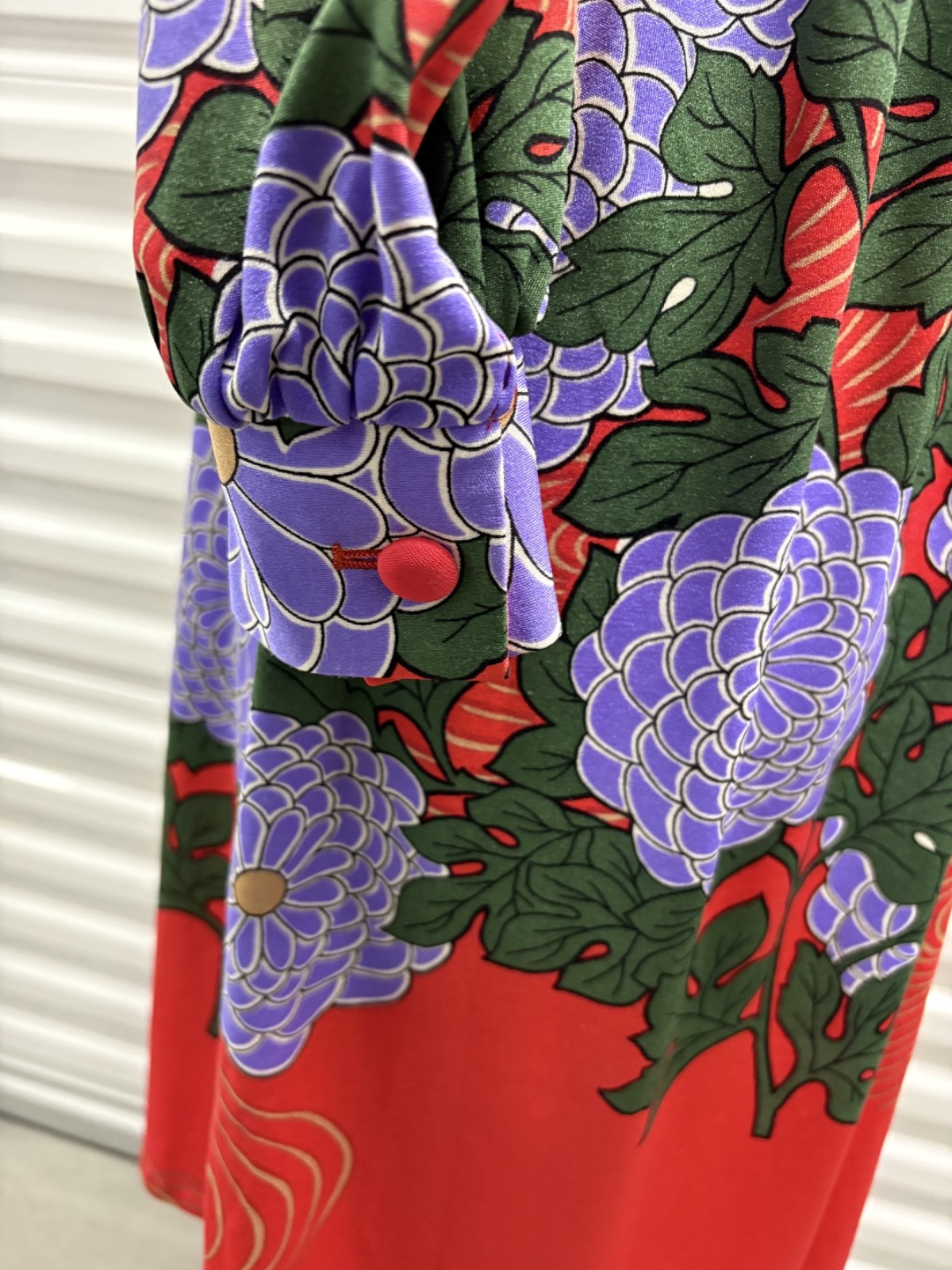 Vintage 60/70’s Hanae Mori Ban- Lon Dress Vivid–Red w/ Asian print – 8