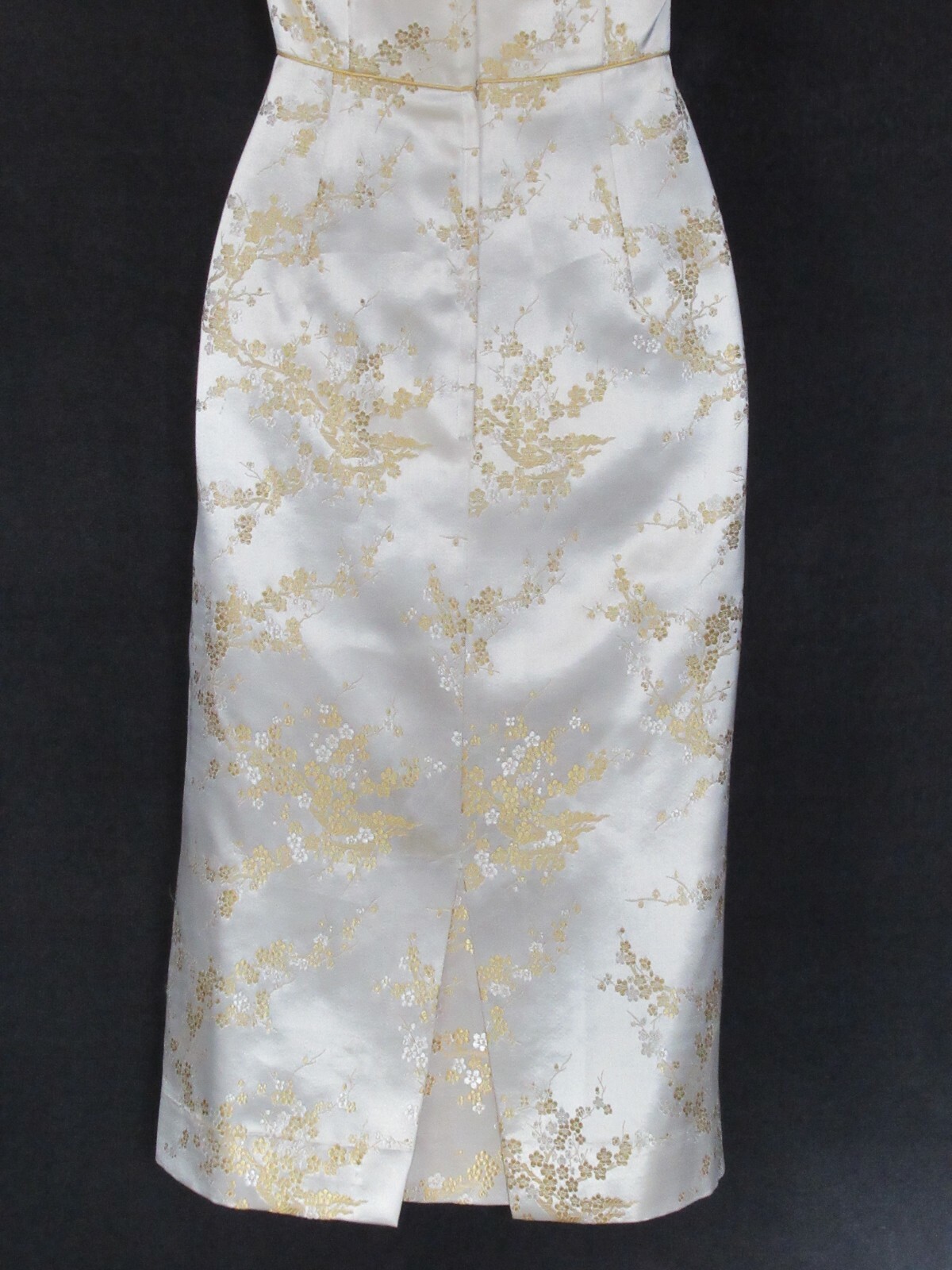 50’s Vintage Asian White Gold Cherry Blossom Embroidery Toggles Formal Dress M