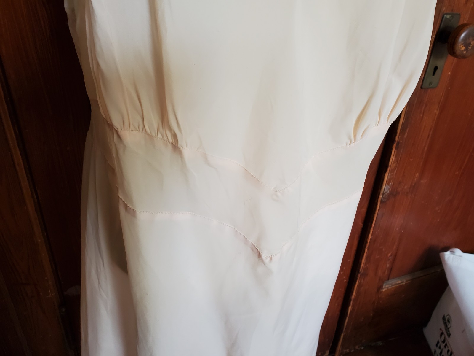 Vin LAROS NYLON PASTEL PINK FULL SLIP OR NIGHTGOWN W/ LACE & ADJUSTABLE STRAPS-L