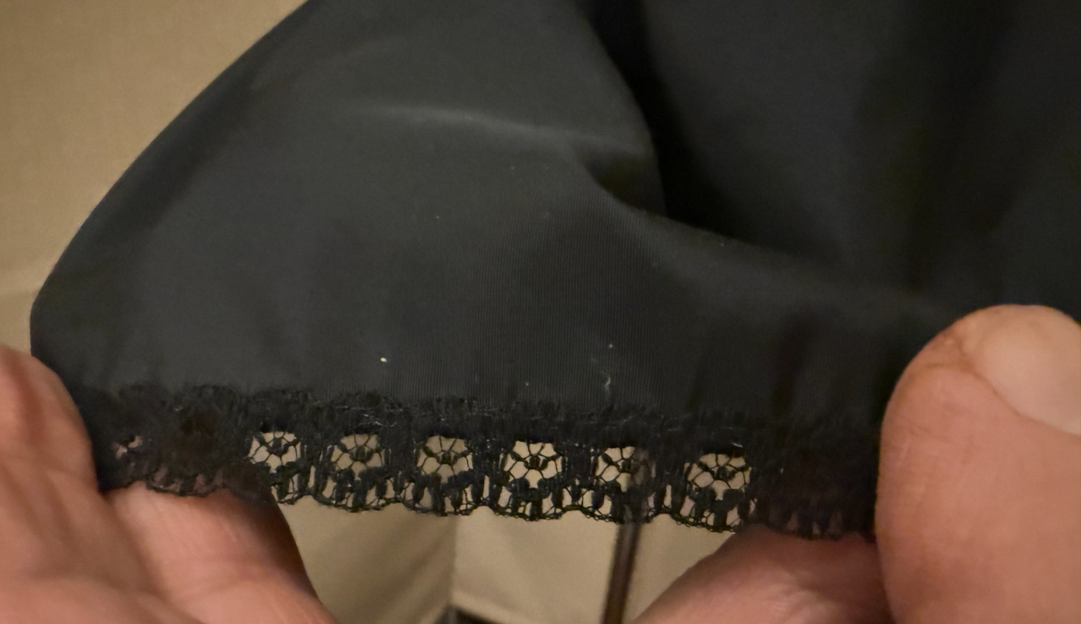 VTG MCM 1960s LINGERIE, 1/2 SLIP w/ SLIT by WONDER MAID sz M, BLACK w LACE TRIM