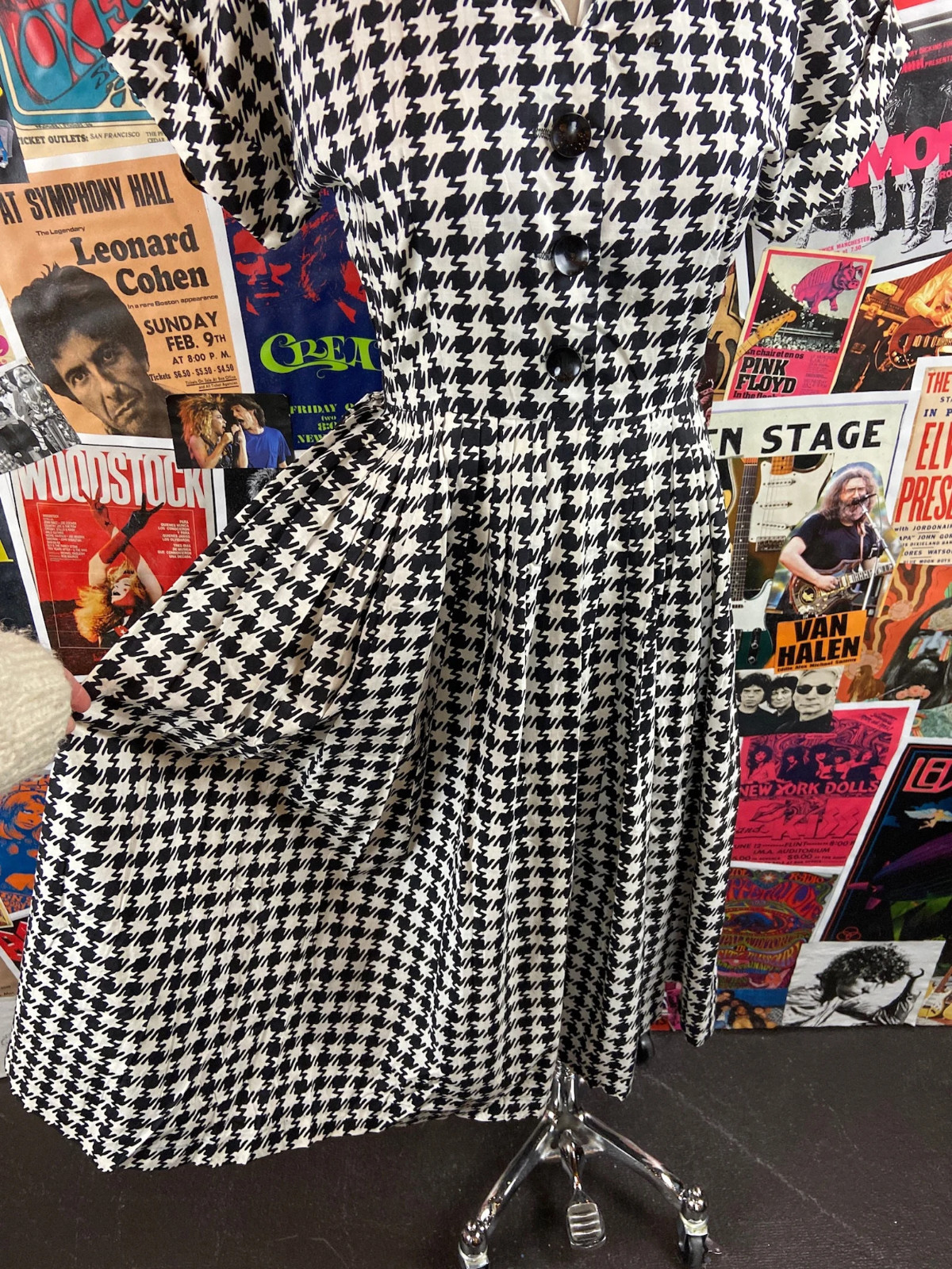 Vintage 50s-60s Black White Houndstooth Fit and Flare Shirtwaist Dress XS Retro