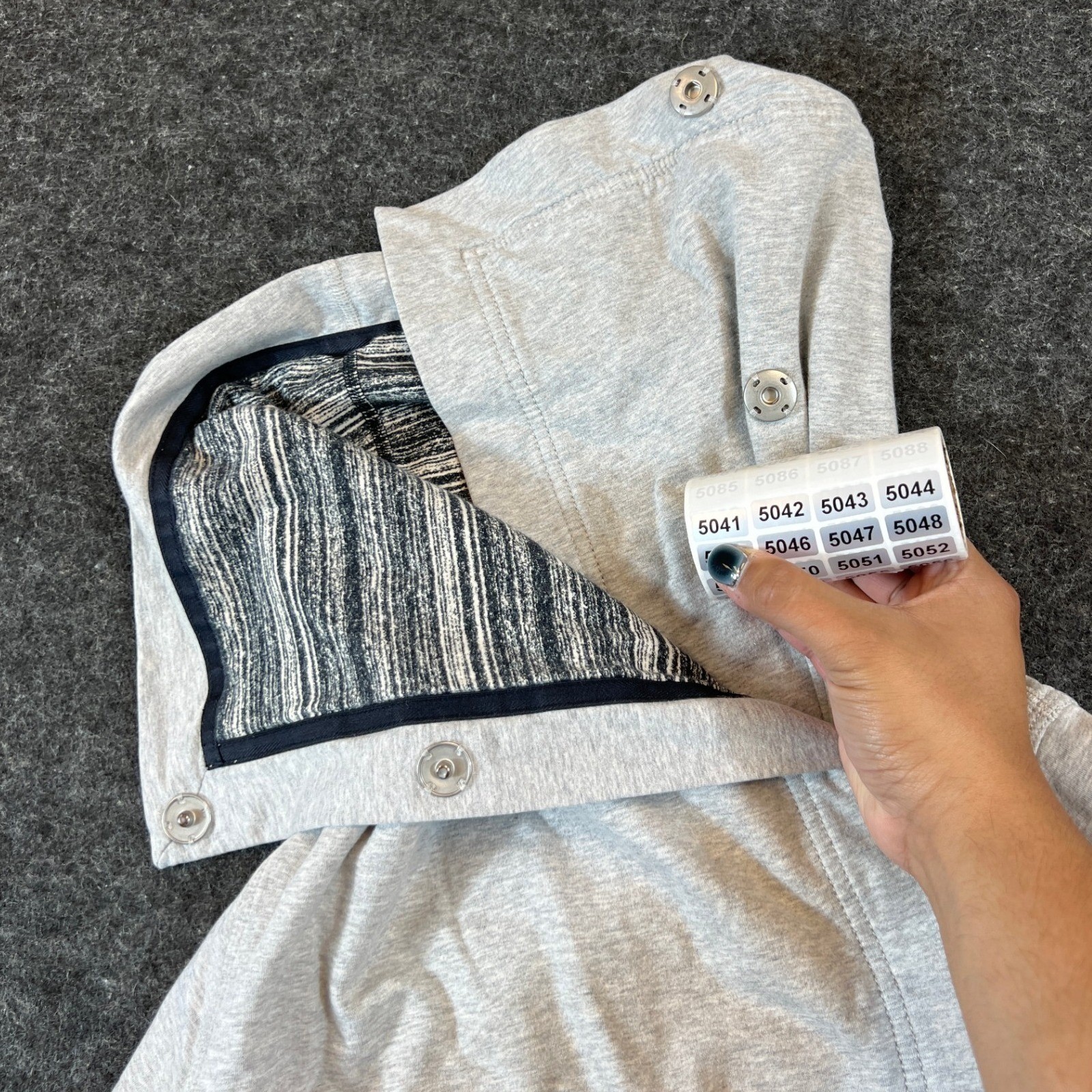 Lululemon Asymmetrical Snap Mock Neck Wrap Jacket Womens 4 Gray Heathered