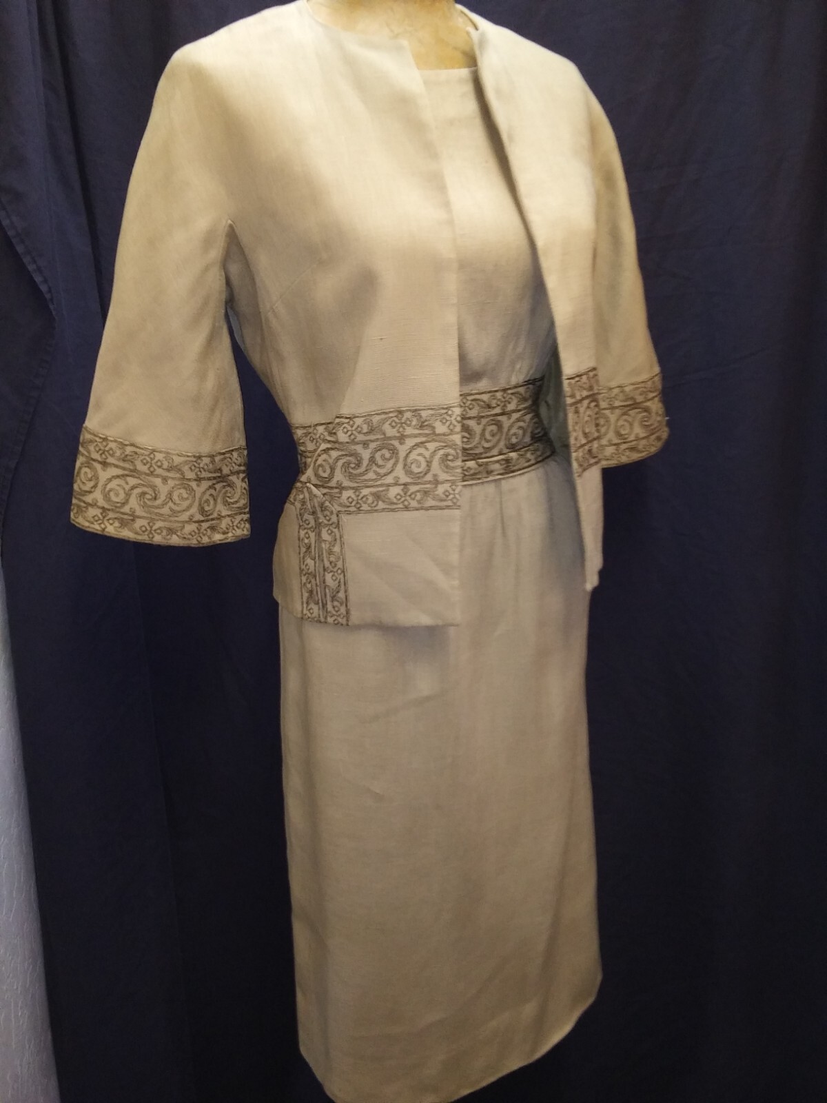 Vintage 1950’s Tan Linen Brown Embroidery Dress & Jacket Carlyle Moygashel S