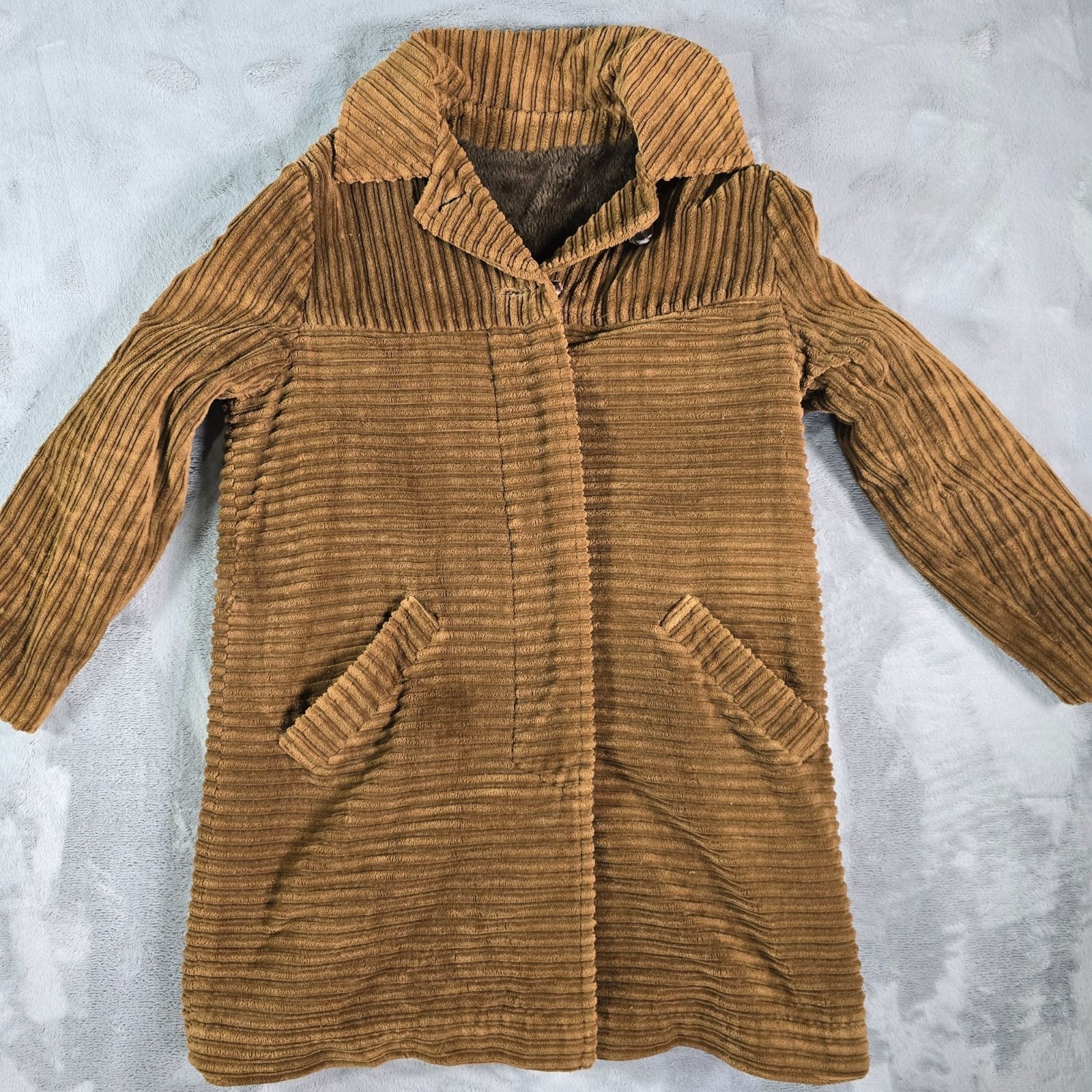 Vintage 1960s Amcoat by Amco of Norvelt Women’s Wide-Wale Corduroy Car Coat (L)