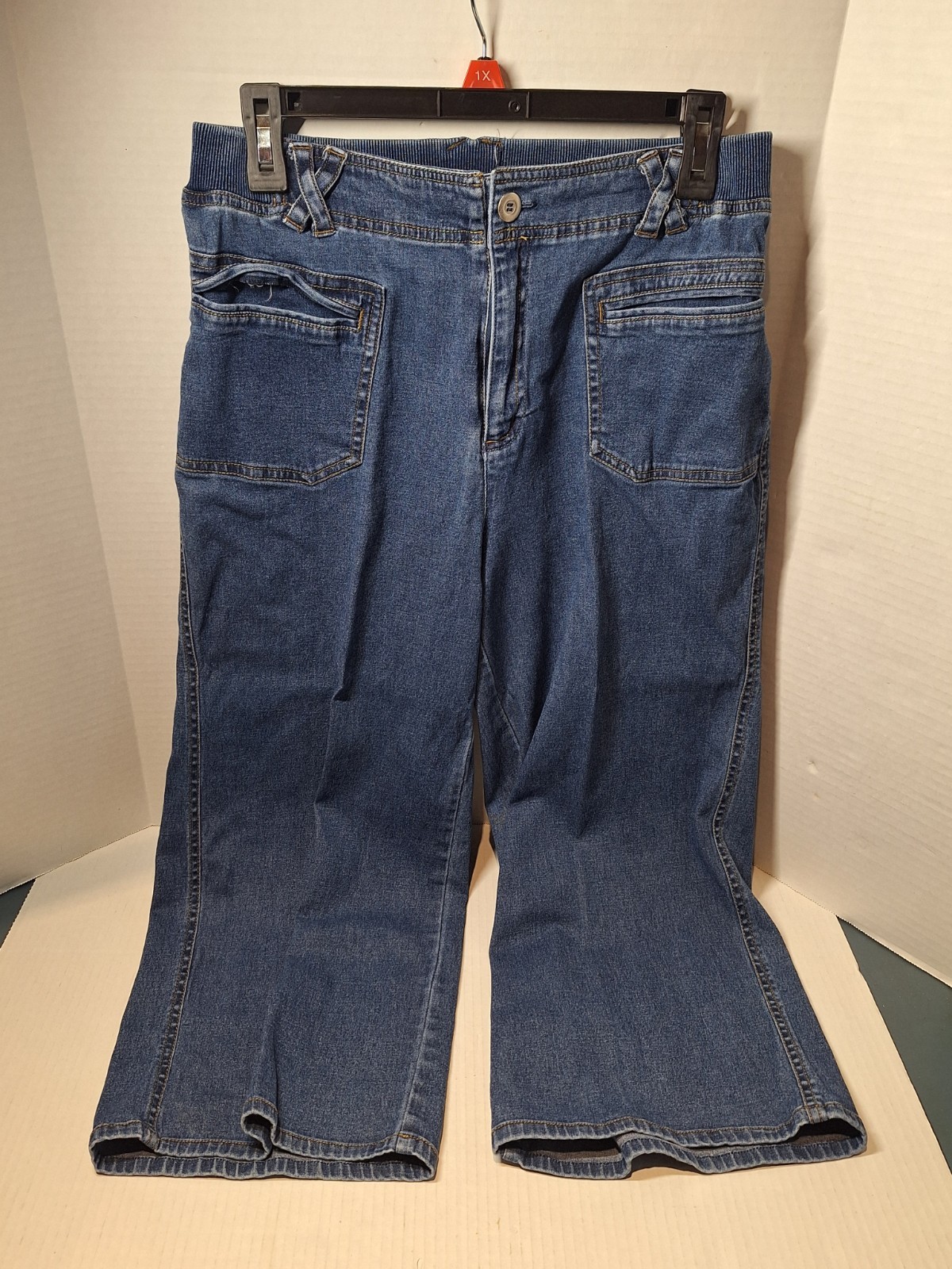 Vintage Blast Capri Jeans, Womans M, High Rise. Blue, Cotton Blend