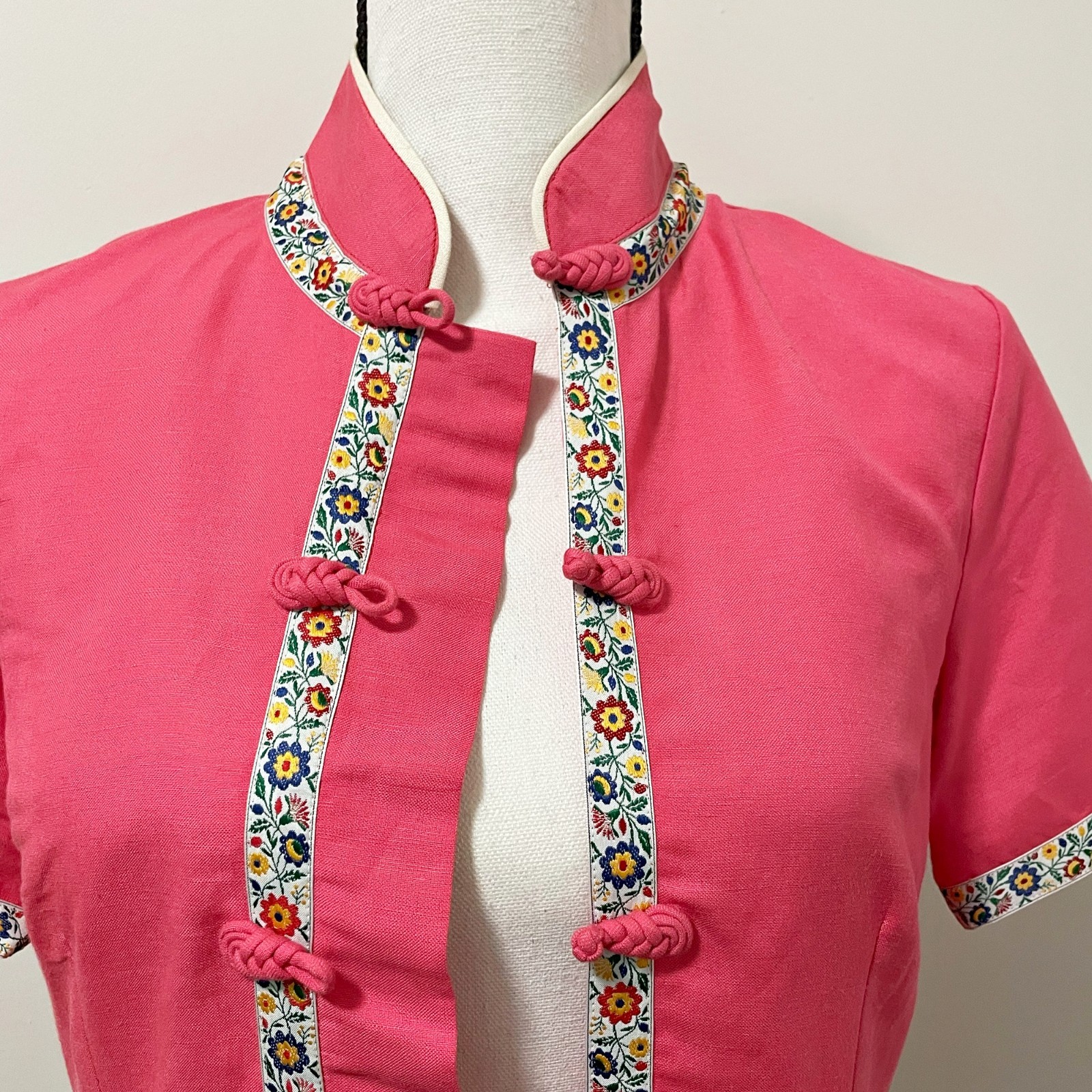 Vintage 90s Chinese Blouse Pink Floral Trim Frog Buttons Size Small