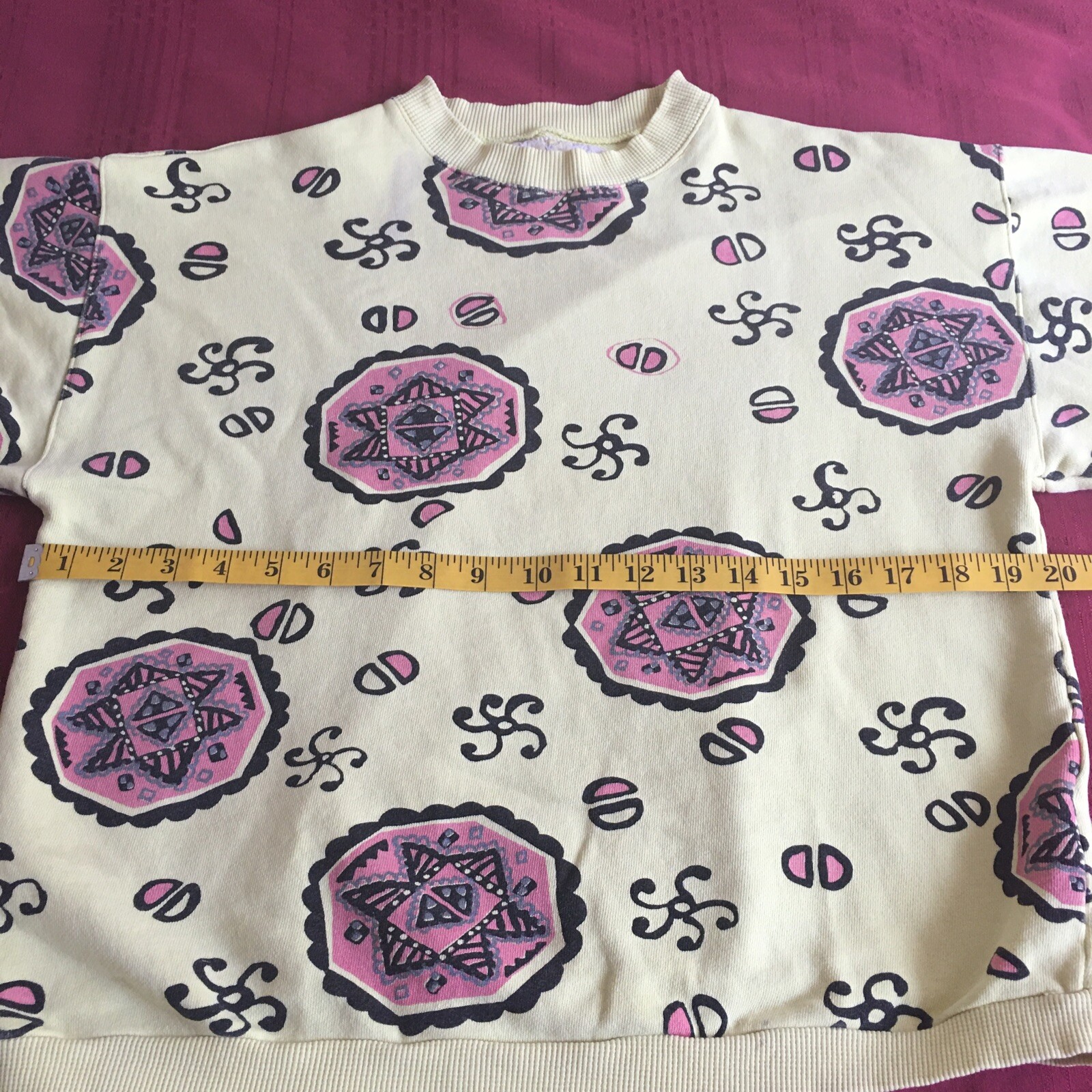 VTG 1990’s Native Sport Union Bay Woman’s Geometric Design Long Sleeve Shirt, S