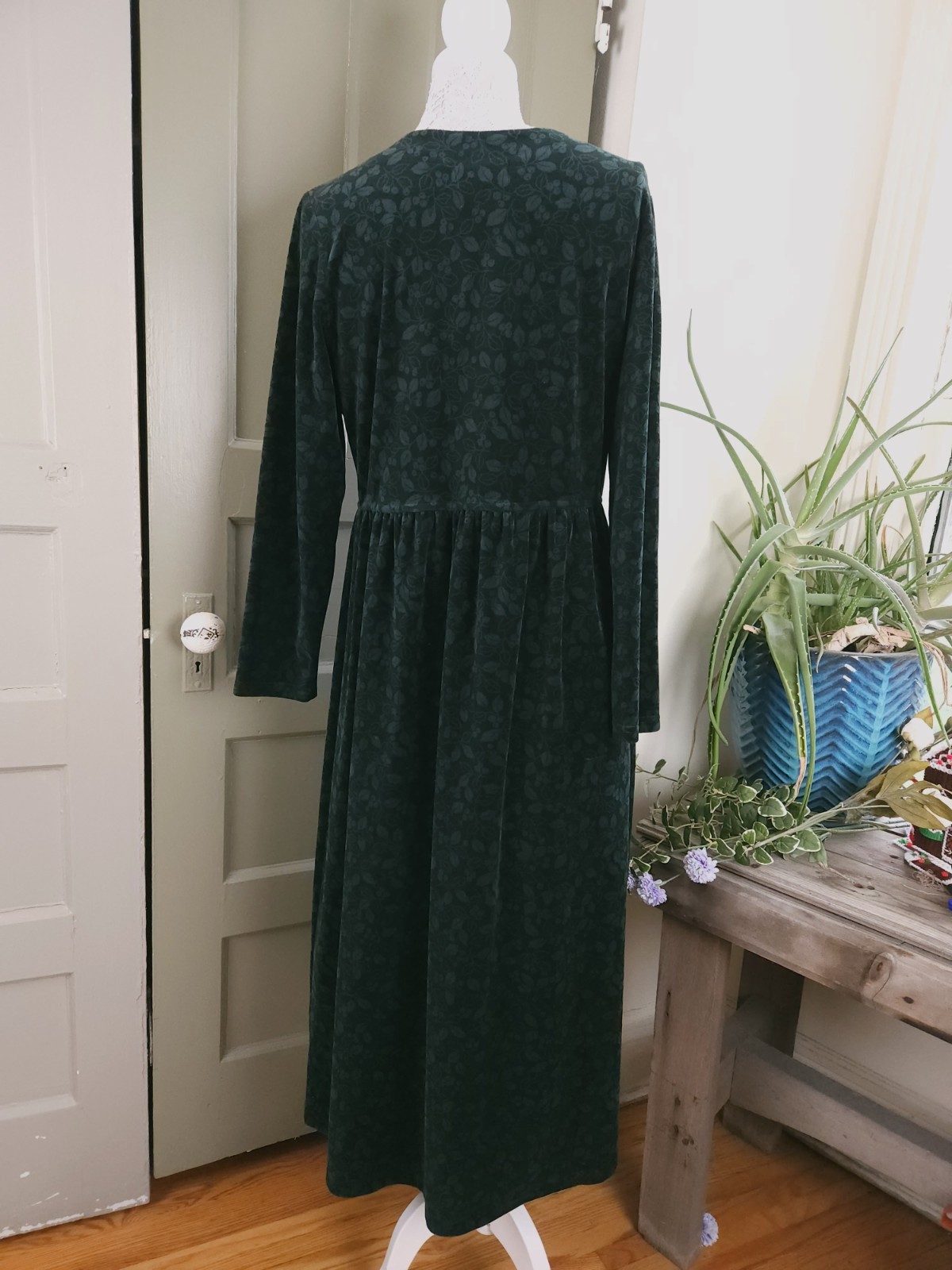 LL Bean Velvet Dress Vintage 1990s Dark Green Holly Berries Women’s M