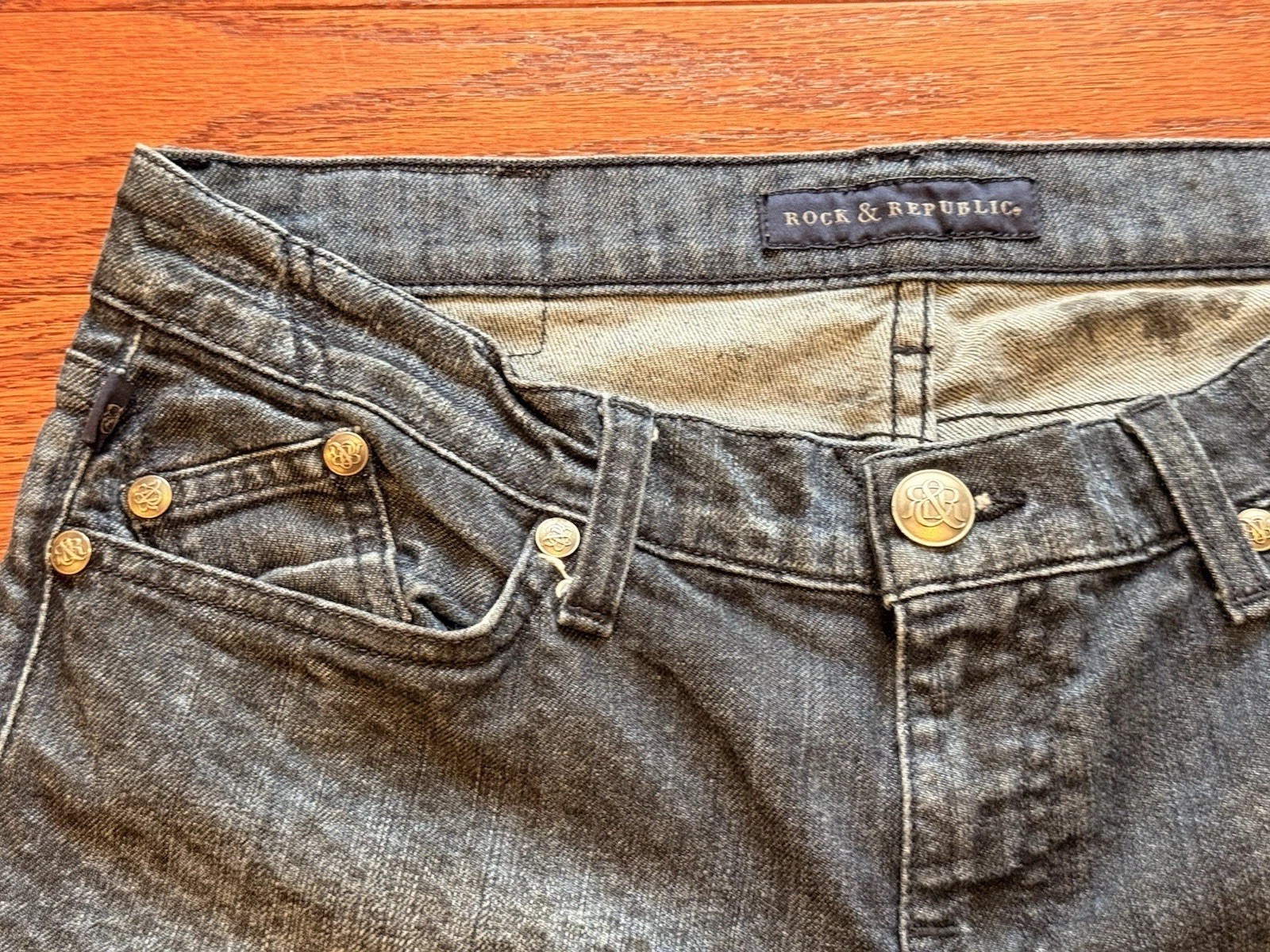 Women’s Vintage Early 2000’s Rock And Republic Size 32 Lowrise Jean Shorts
