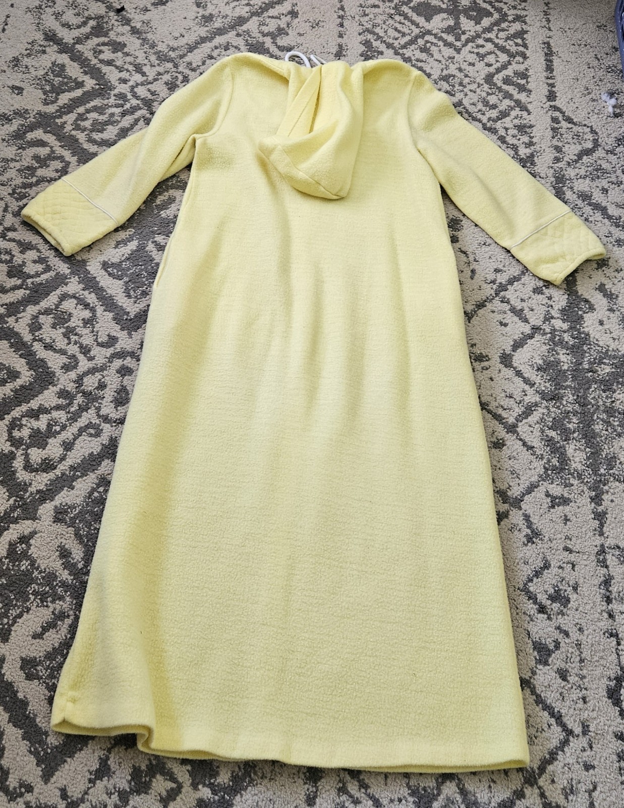 Vintage 70s 80s JCPenney Yellow Hooded Zip Front Robe Size M