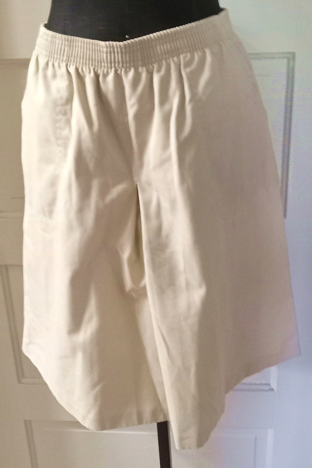 KORET 80’s Tan Pull on Gaucho Pants Shorts Slacks 16 LAST TIME