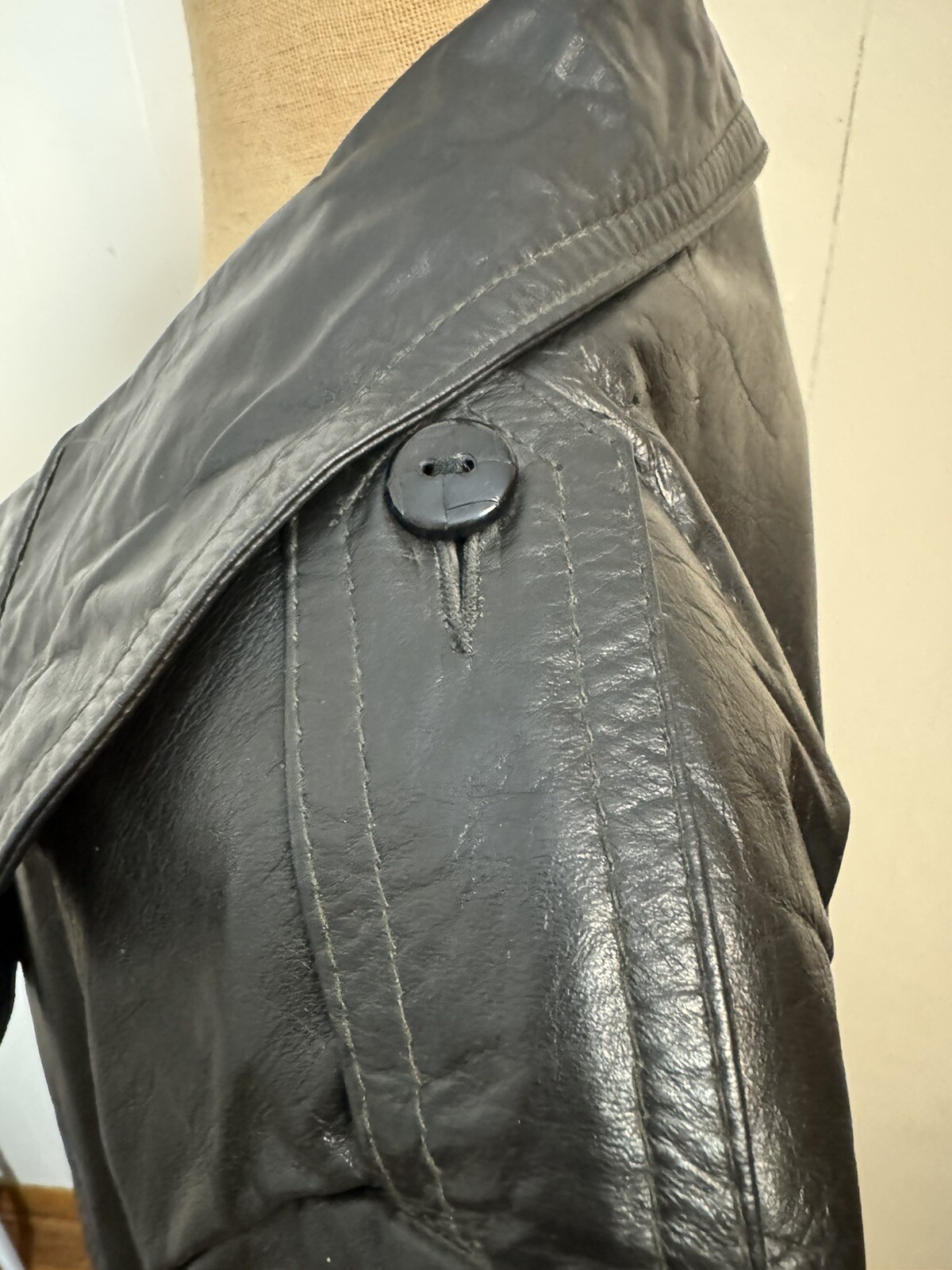 Leather Coat Made In Argentina Vintage Long Trench Black Lined Mob Wife Med