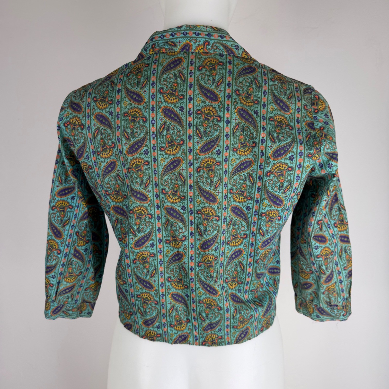 50s 60s Crop Top Teal Paisley 3/4 Sleeve Tie Hem Sz 32 DISTRESSED AS IS