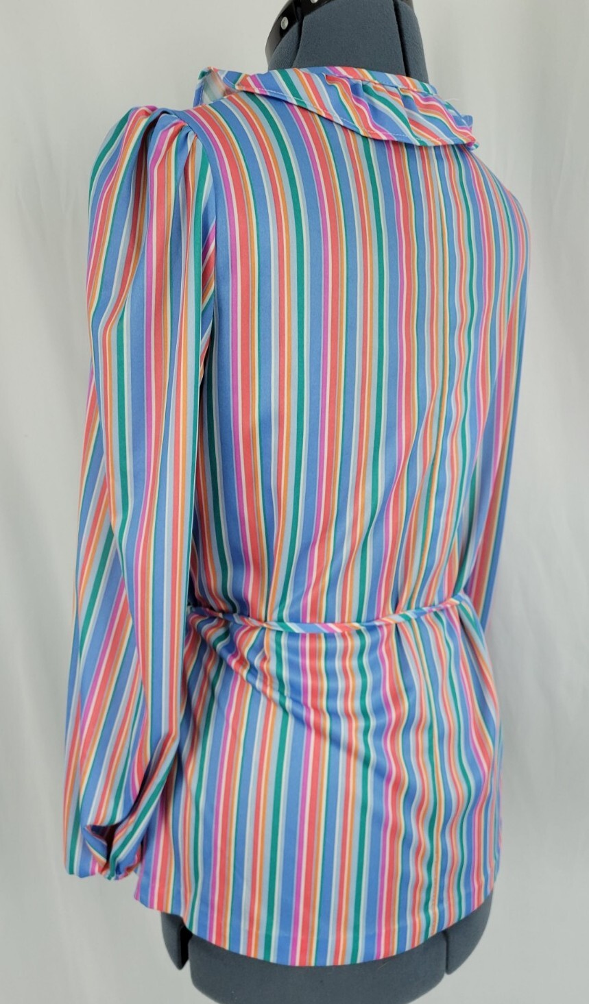 Vintage Beeline Polyester Striped Top with Ruffled Collar and Tie Waist Size XL?
