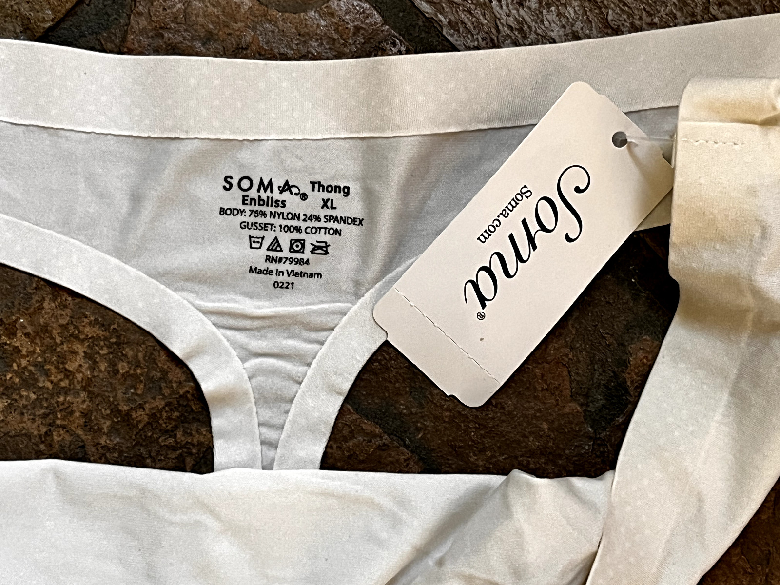 1124 SOMA XL Ivory ENBLISS Soft Stretch Thong Panties NWT