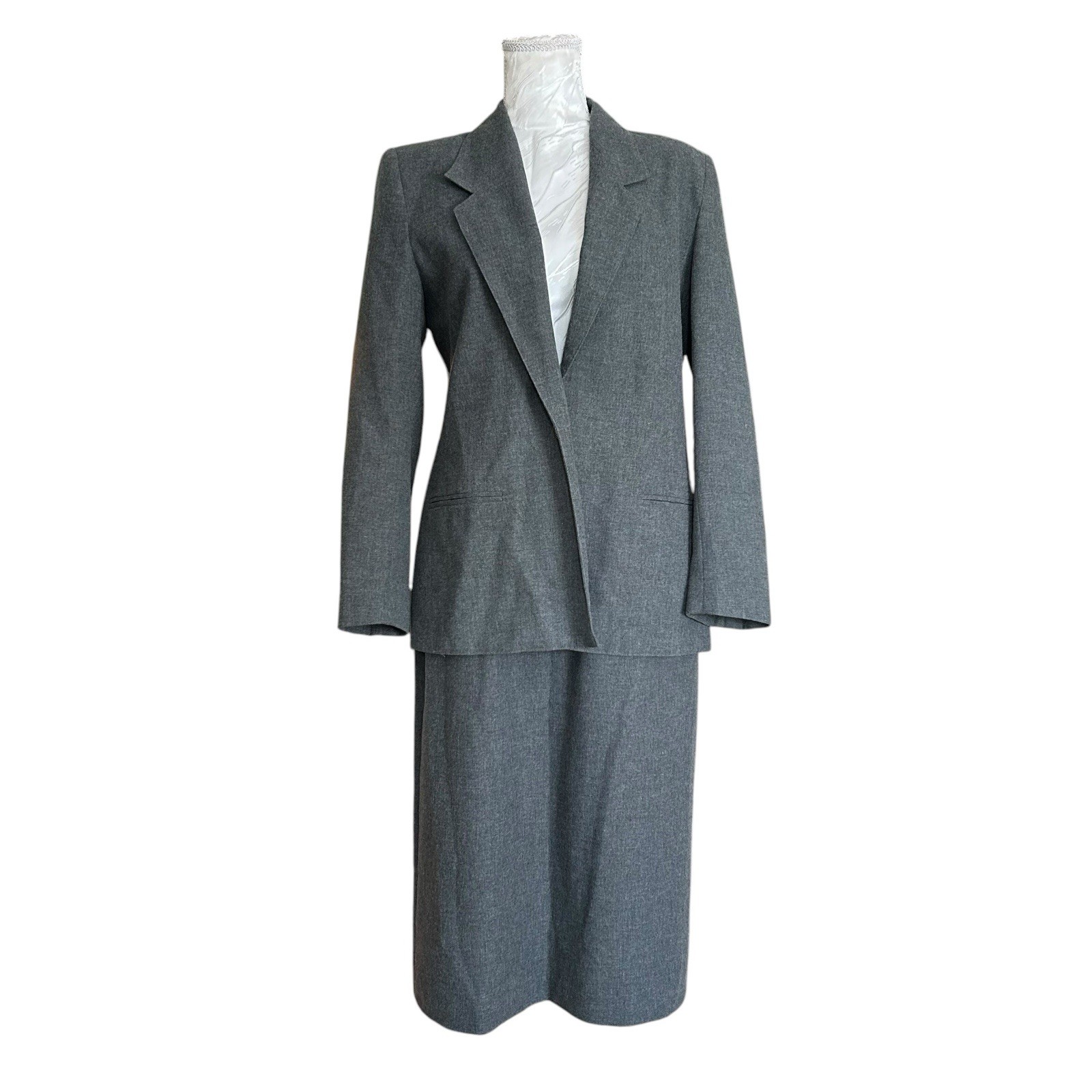 Country Suburbans Vintage 80s Charcoal Wool Blend Skirt Suit ILGWU USA Size XS
