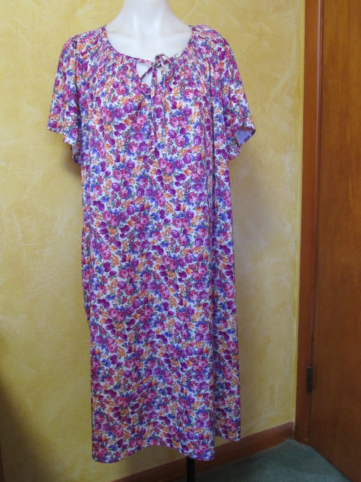 VINTAGE PURPLE FLORAL SILKY SOFT NYLON NIGHTGOWN L XL 2XL SISSY