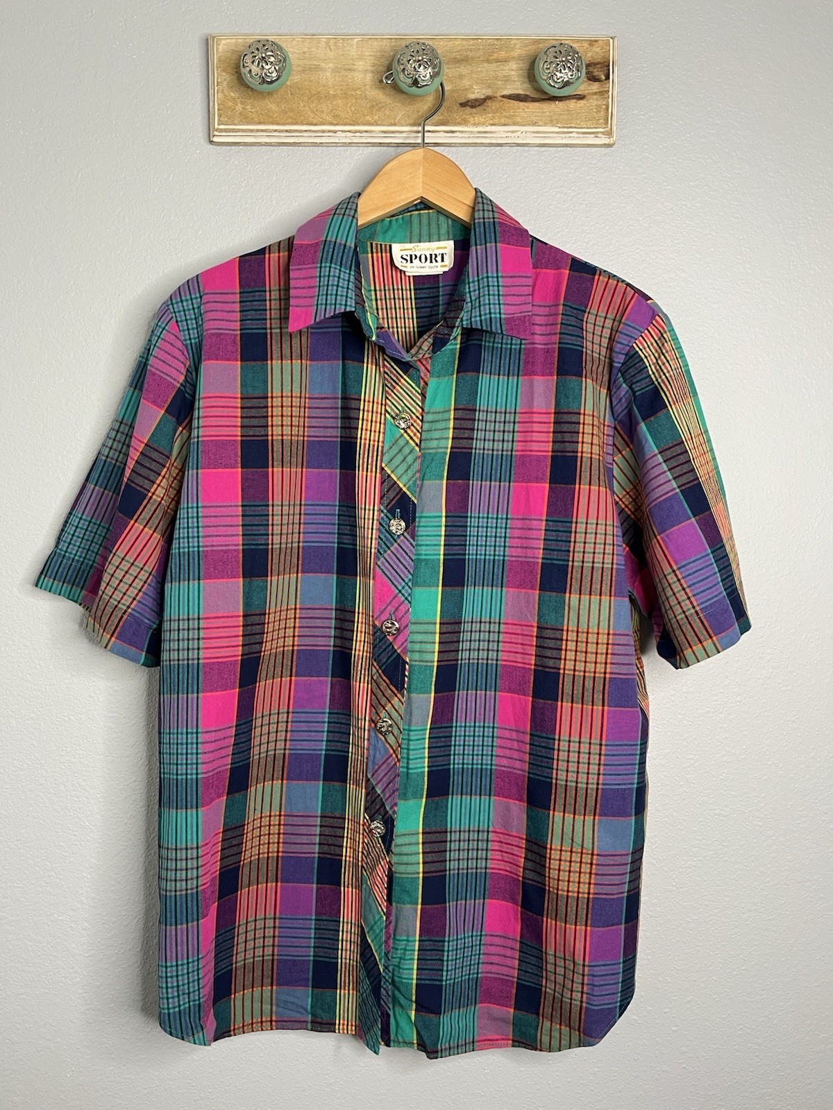VTG Sunny Sport Women’s Colorful Plaid Short Sleeve Button Up Shirt Size 10