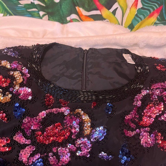 Vintage 80s Womens Party S 100% Silk Black Red Pink Floral Beaded Sequin Blouse