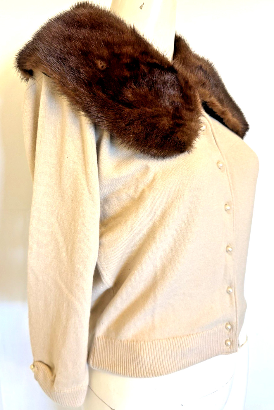 SWEATER BUTTON DOWN Vintage (S) With Mink Collar EUC