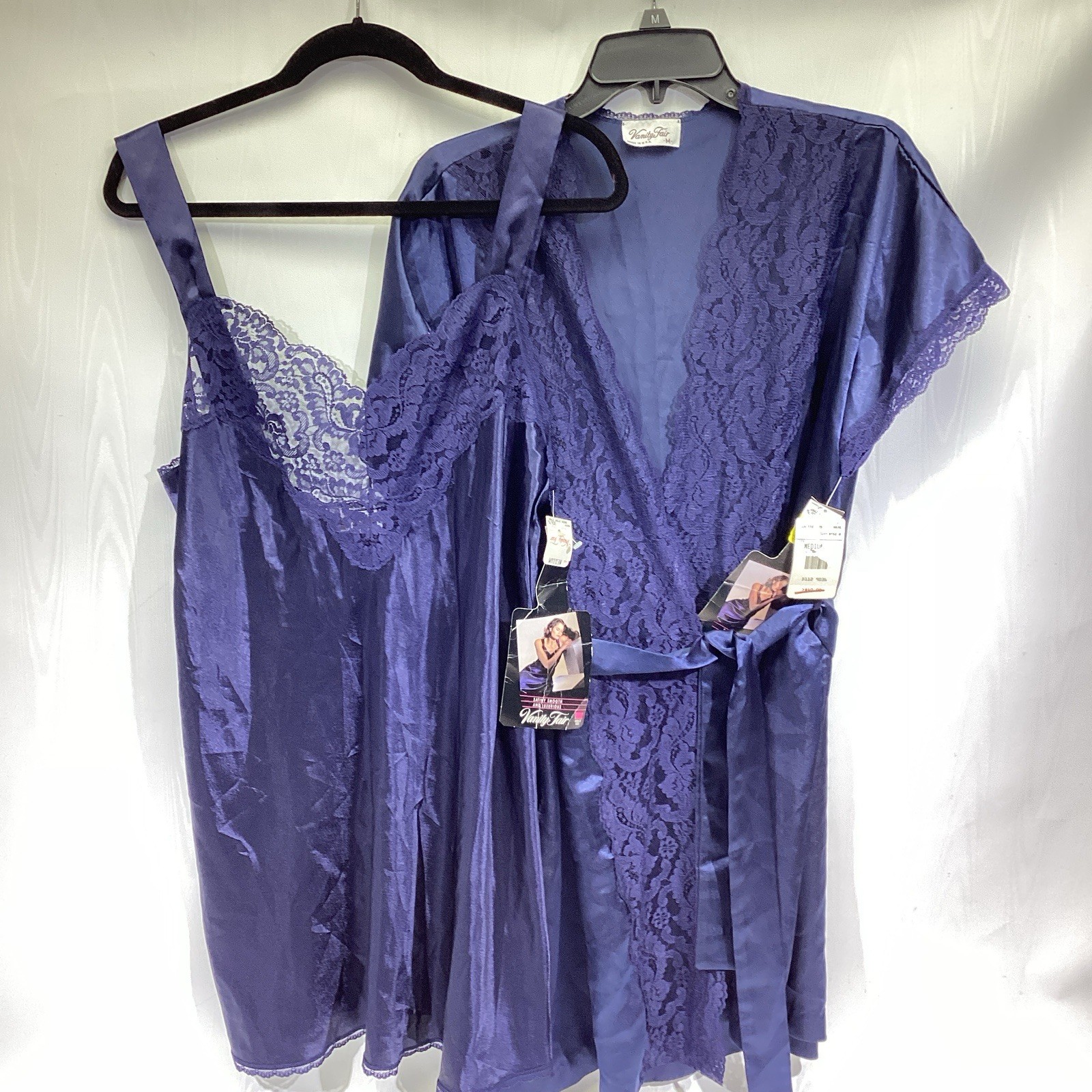 VTG Vanity Fair M Navy Blue Satin WRAP Peignoir Robe Nightgown w Lace Set