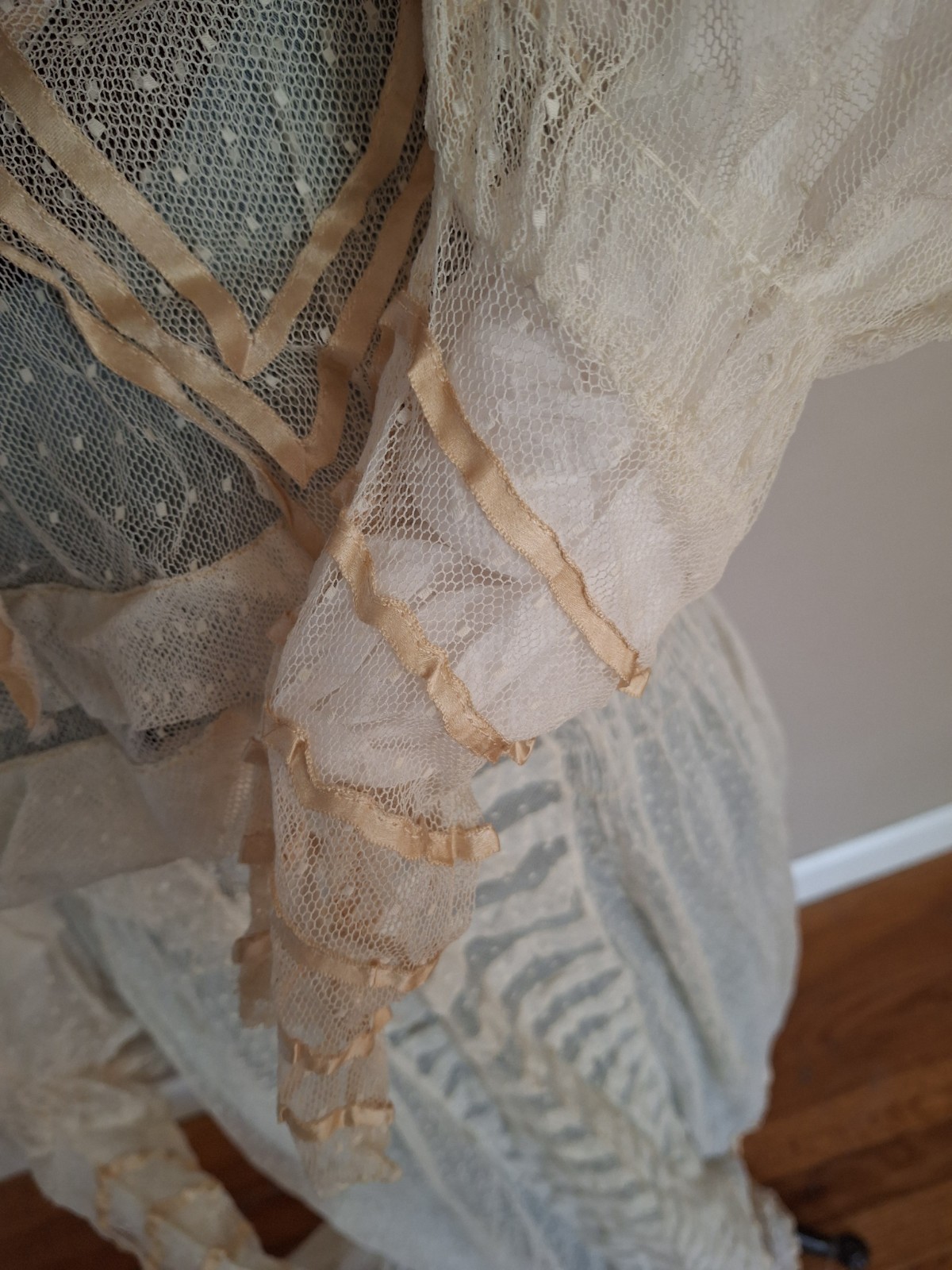 Vintage 1900 Charming Swiss Dotted/Ribbon Trim Bodice & Skirt