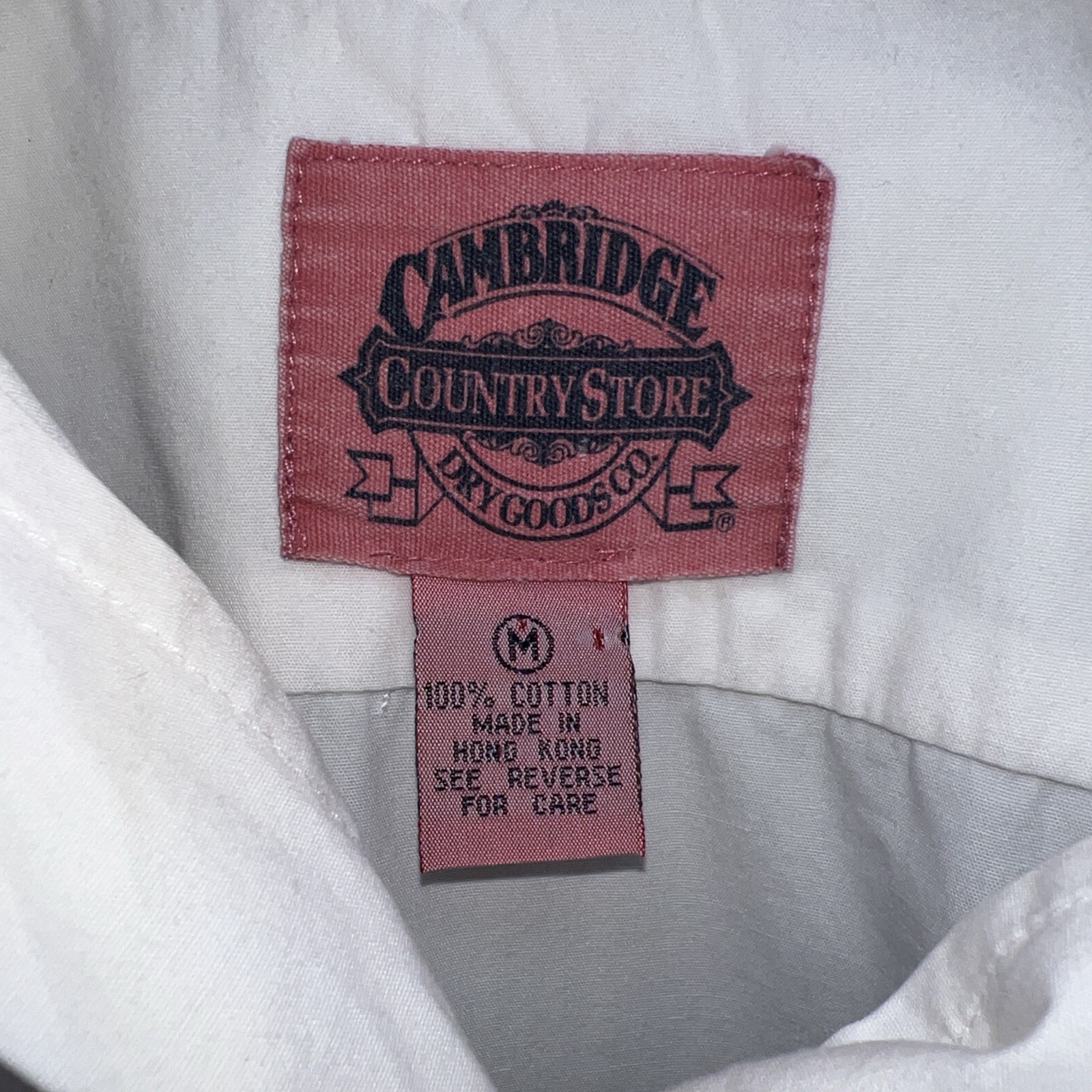 Vtg Cambridge Dry Goods White Shirt Womens Size M Embroidered Alaska Wildlife