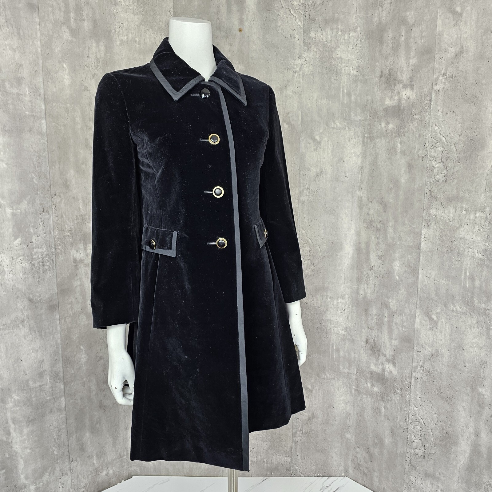 Vintage 60s Modelle Black Velveteen Pea Coat Gothic Victorian Mod Womens S