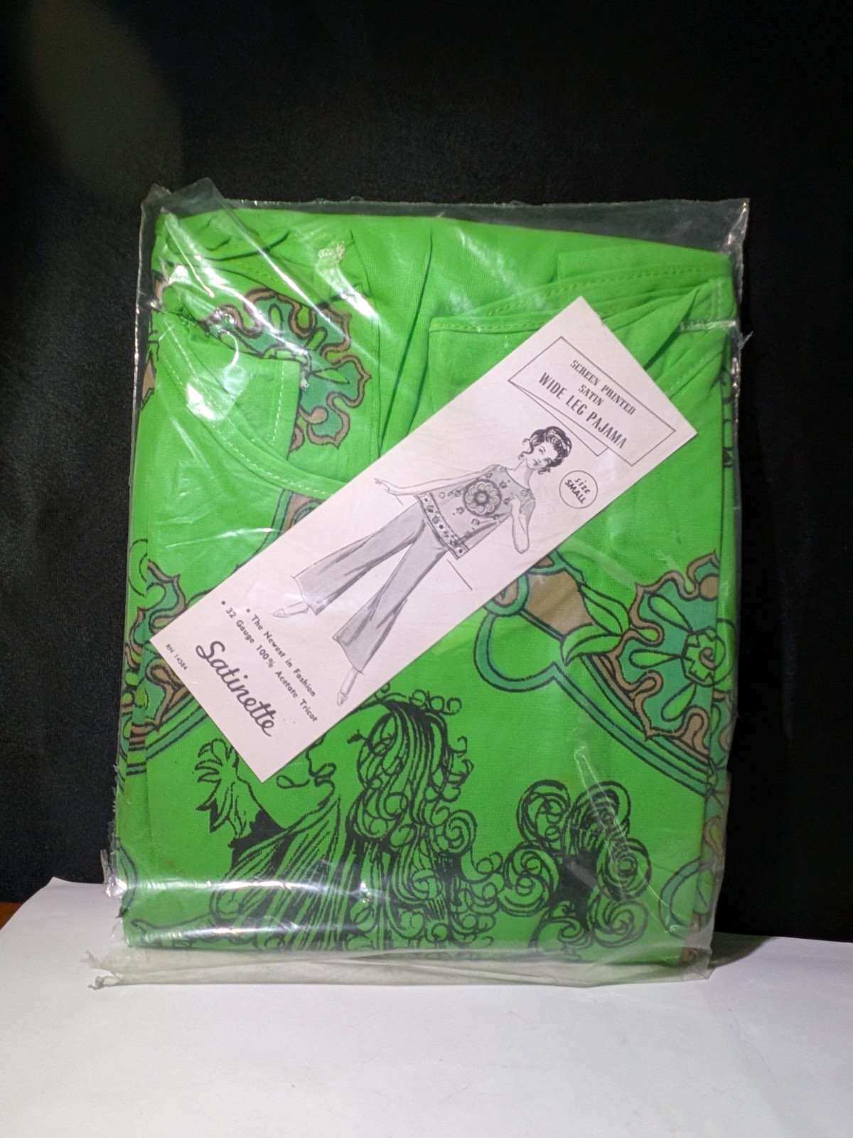 NEW IN PACKAGE VTG 60’S GREEN SATIN PAJAMAS BY SATINETTE ACETATE TRICOT SIZE S