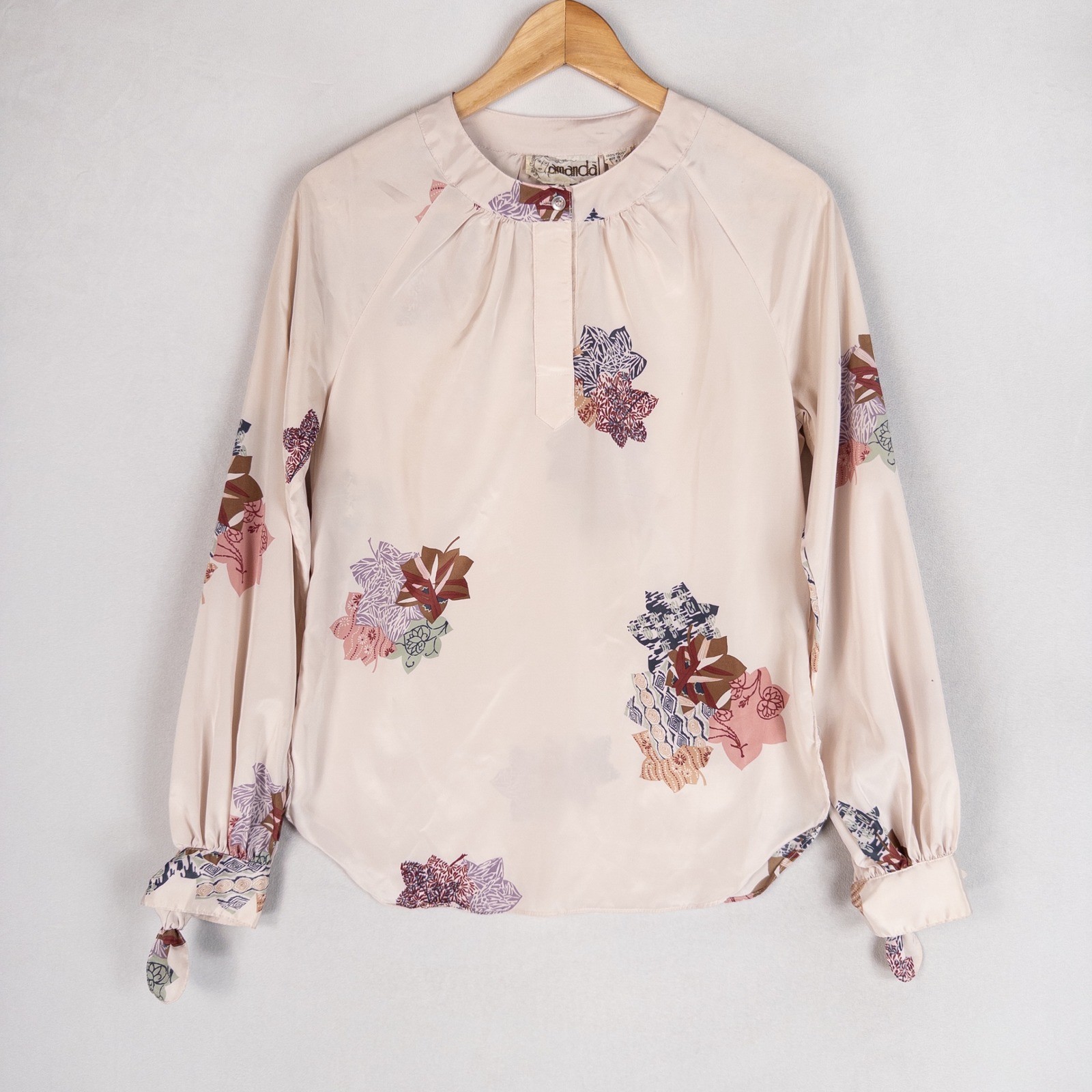 Amanda Womens Blouse 7/8 Pink Floral Satin Tie Cuff Feminine Vintage *