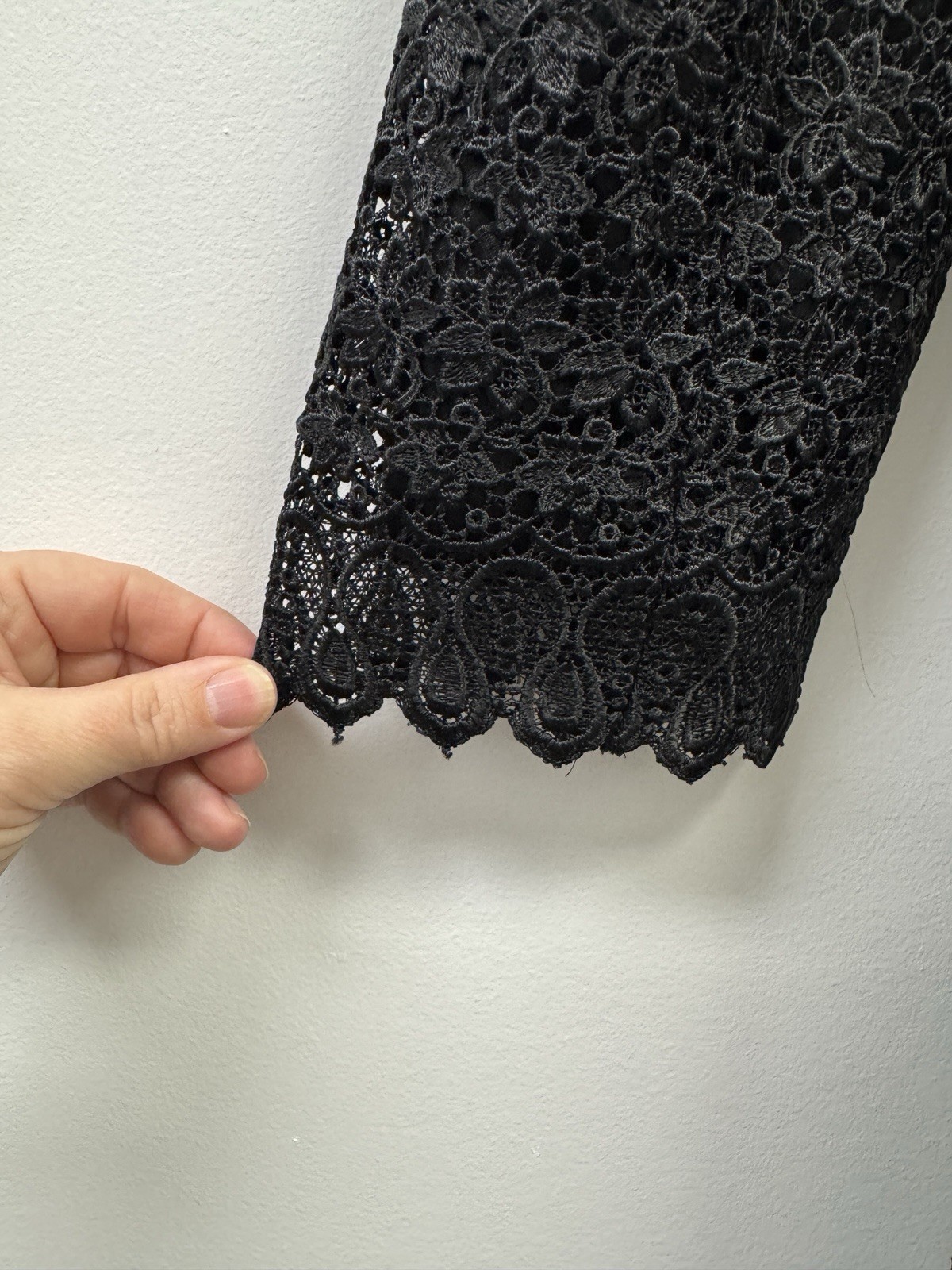Vtg Lily & Taylor Black Satin Lace Overlay Duster Ribbon Tie Jacket 14