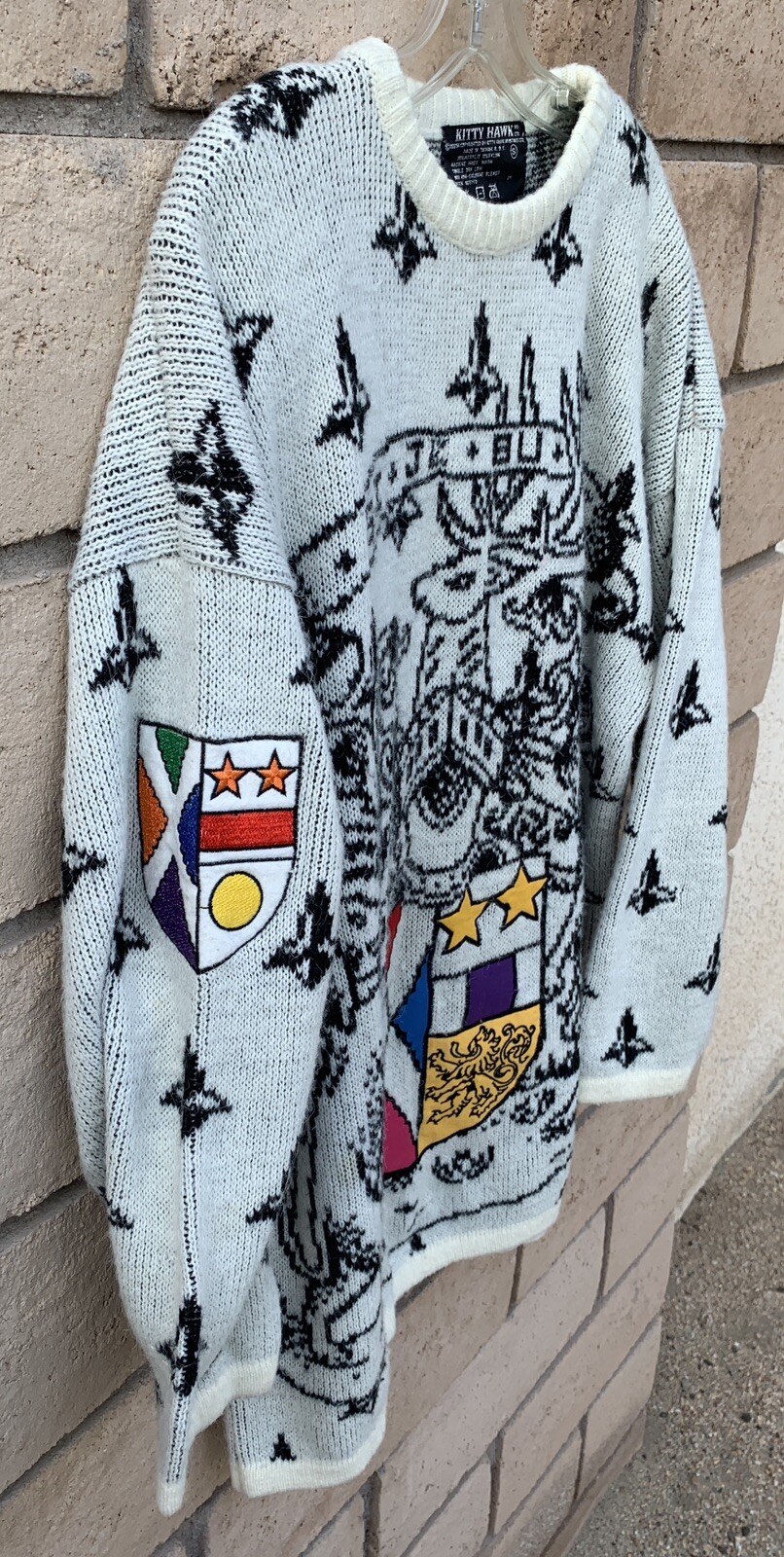 Vintage 1980s Kitty Hawk Heraldic Crest Acrylic Knit Sweater Size S Oversized