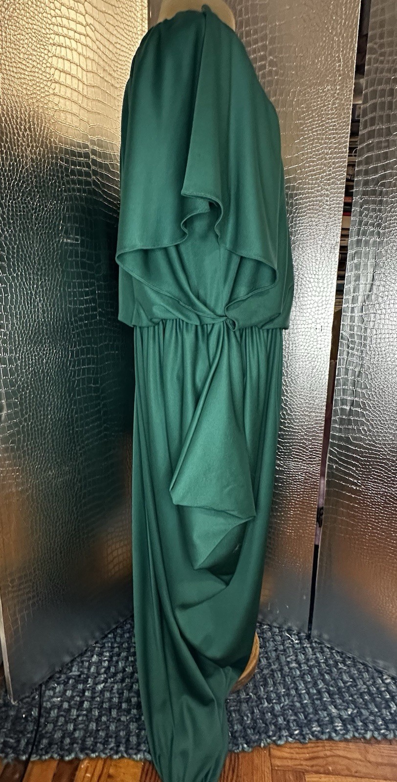 Vintage Green 80s Dress Handkerchief Hem Flutter Sleeves Scoop Neck Size Med-Lg