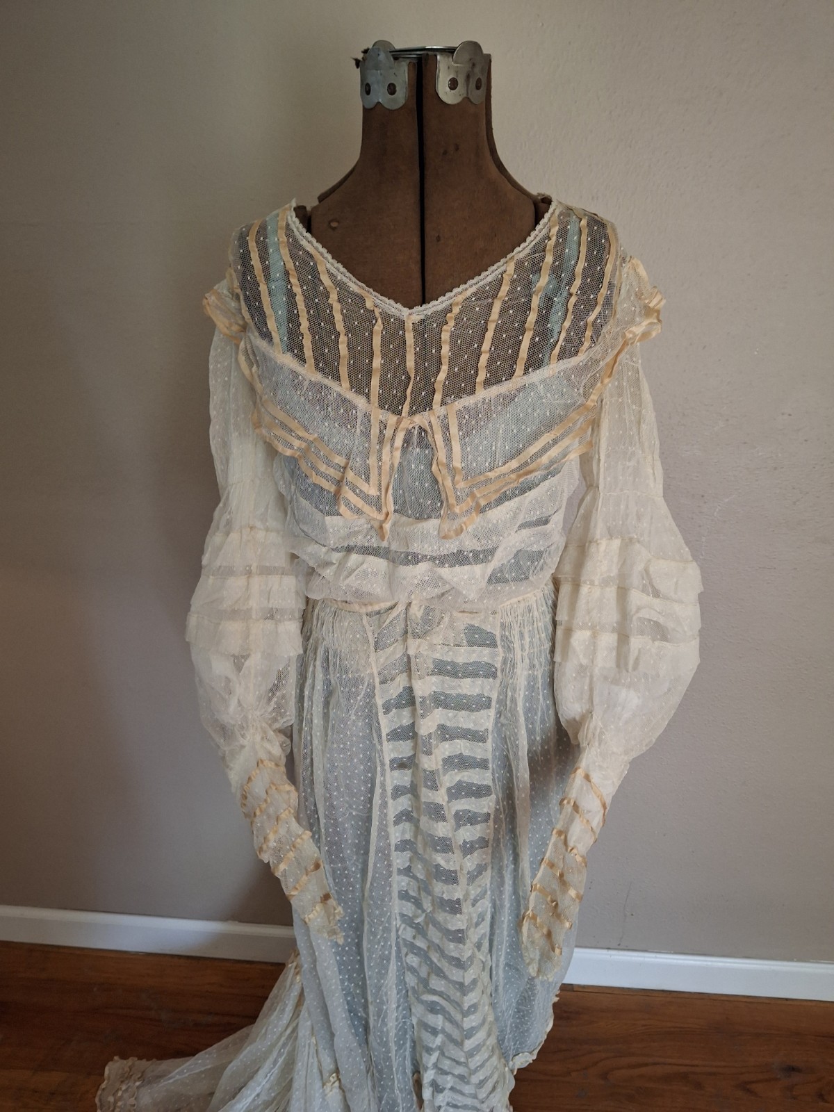 Vintage 1900 Charming Swiss Dotted/Ribbon Trim Bodice & Skirt